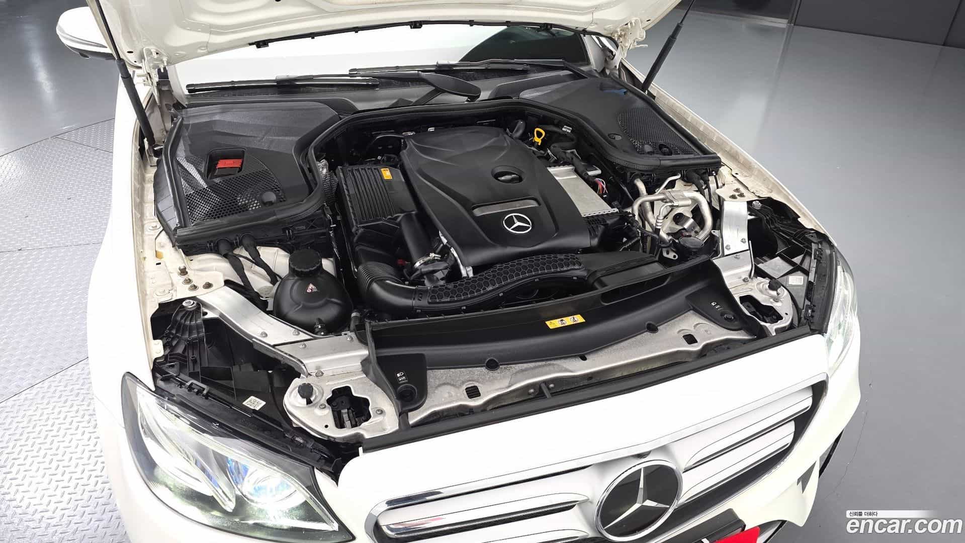 E-Class Mercedes-Benz 2020.1-OUTER-006