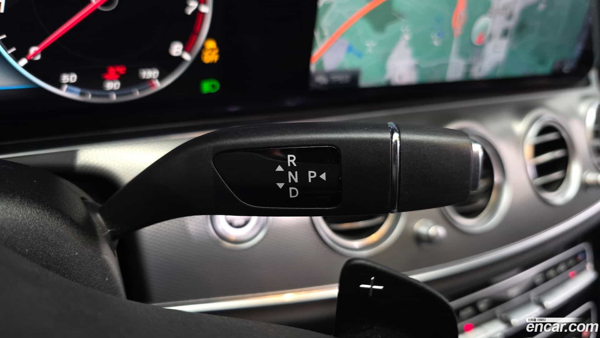 E-Class Mercedes-Benz 2020.1-INNER-009
