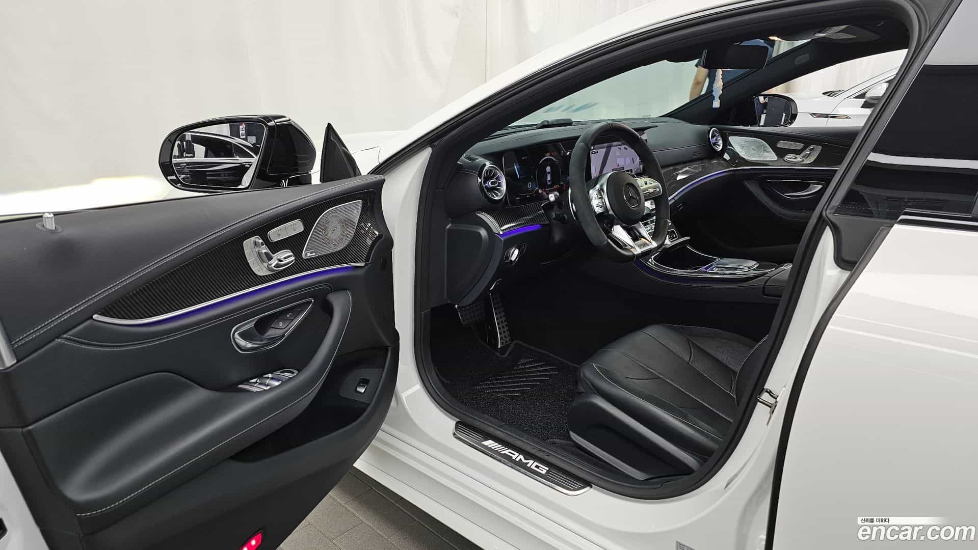 CLS-Class Mercedes-Benz 2021.8-INNER-010