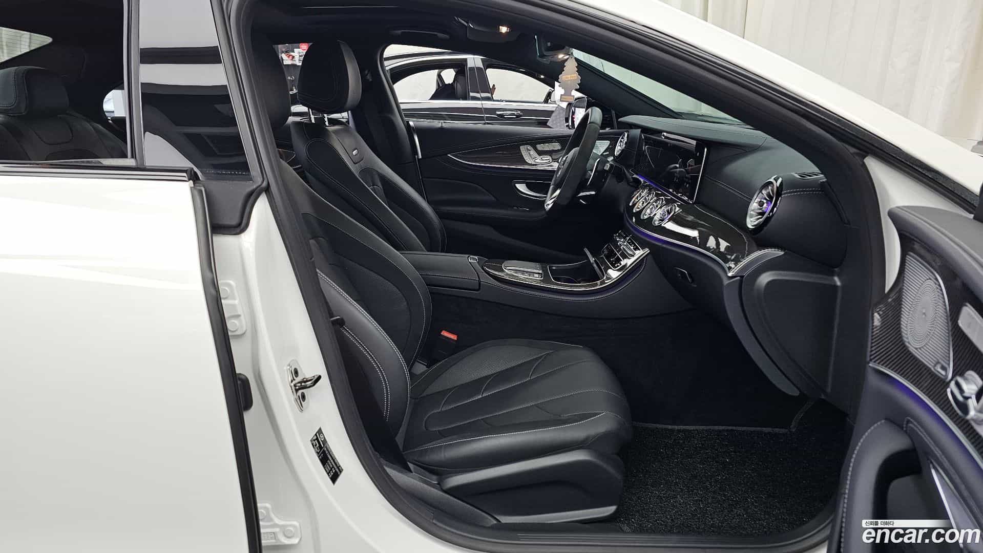 CLS-Class Mercedes-Benz 2021.8-OPTION-015
