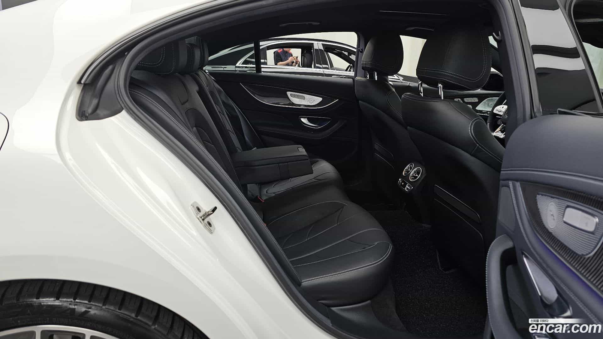 CLS-Class Mercedes-Benz 2021.8-OPTION-016