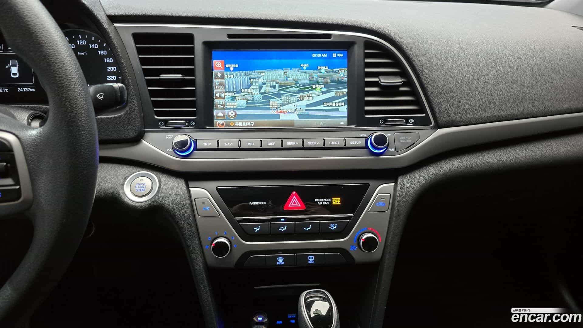 AVANTE Hyundai 2016.11-OPTION-018
