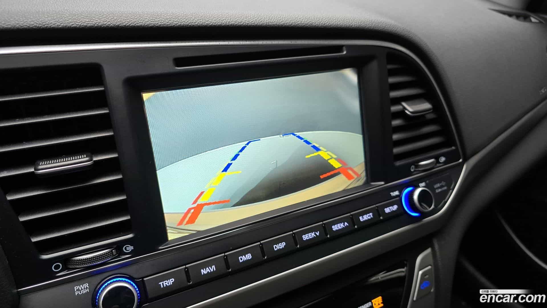 AVANTE Hyundai 2016.11-OPTION-019
