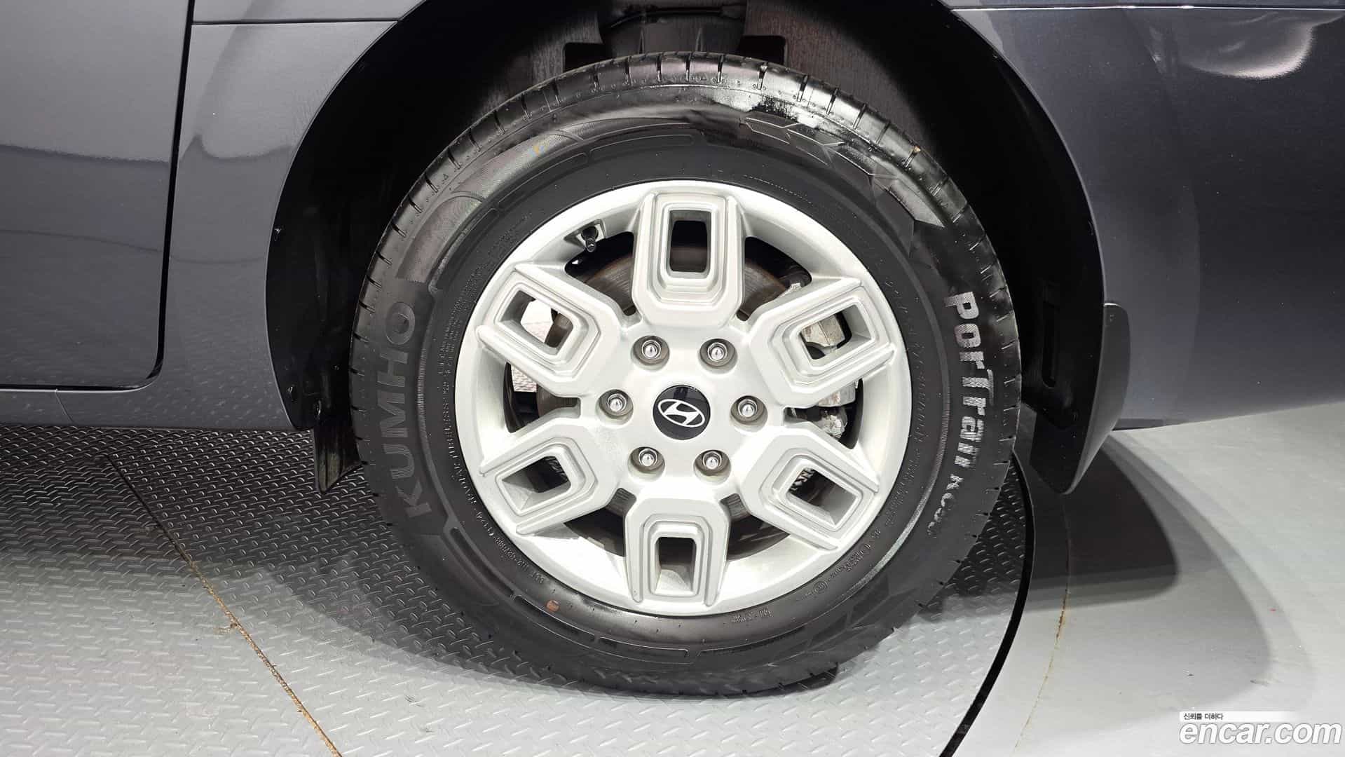 Staria Hyundai 2024.7-OUTER-031