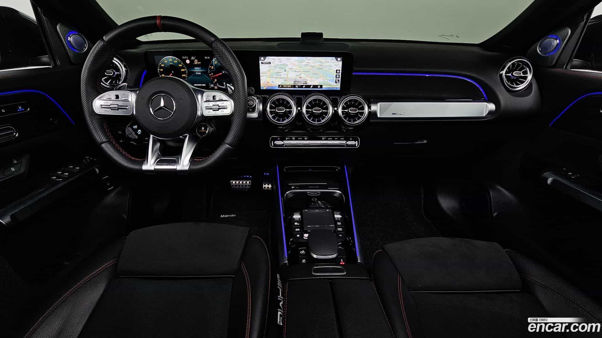 GLB-Class Mercedes-Benz 2022.5-INNER-007