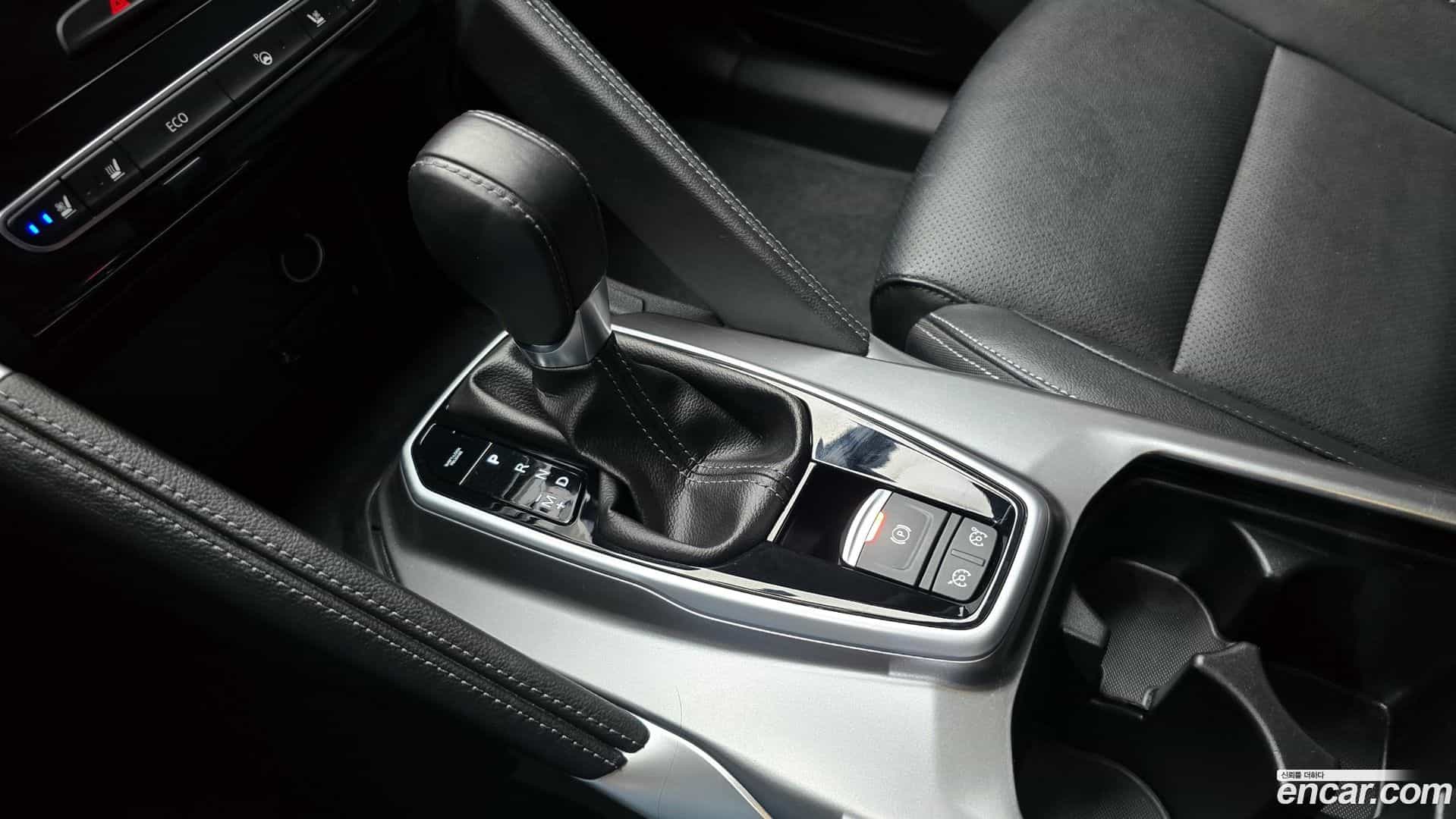 QM6 Renault Korea 2023.0-INNER-009