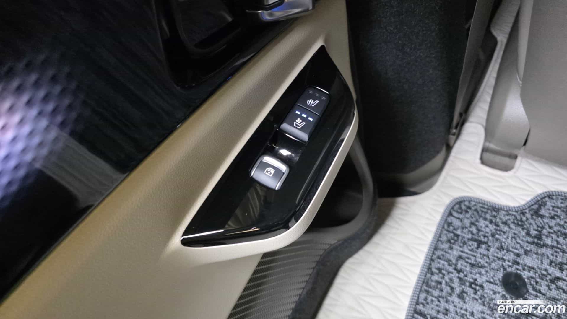 Canival Kia 2021.3-OPTION-023