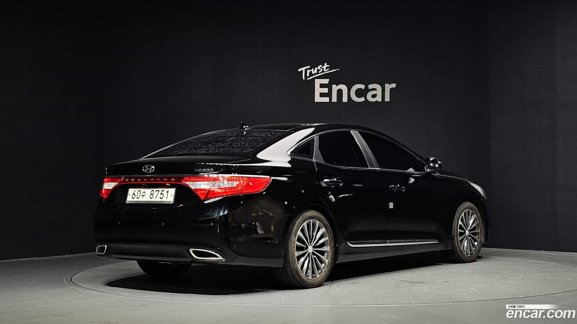 Grandeur Hyundai 2013.0-OUTER-002