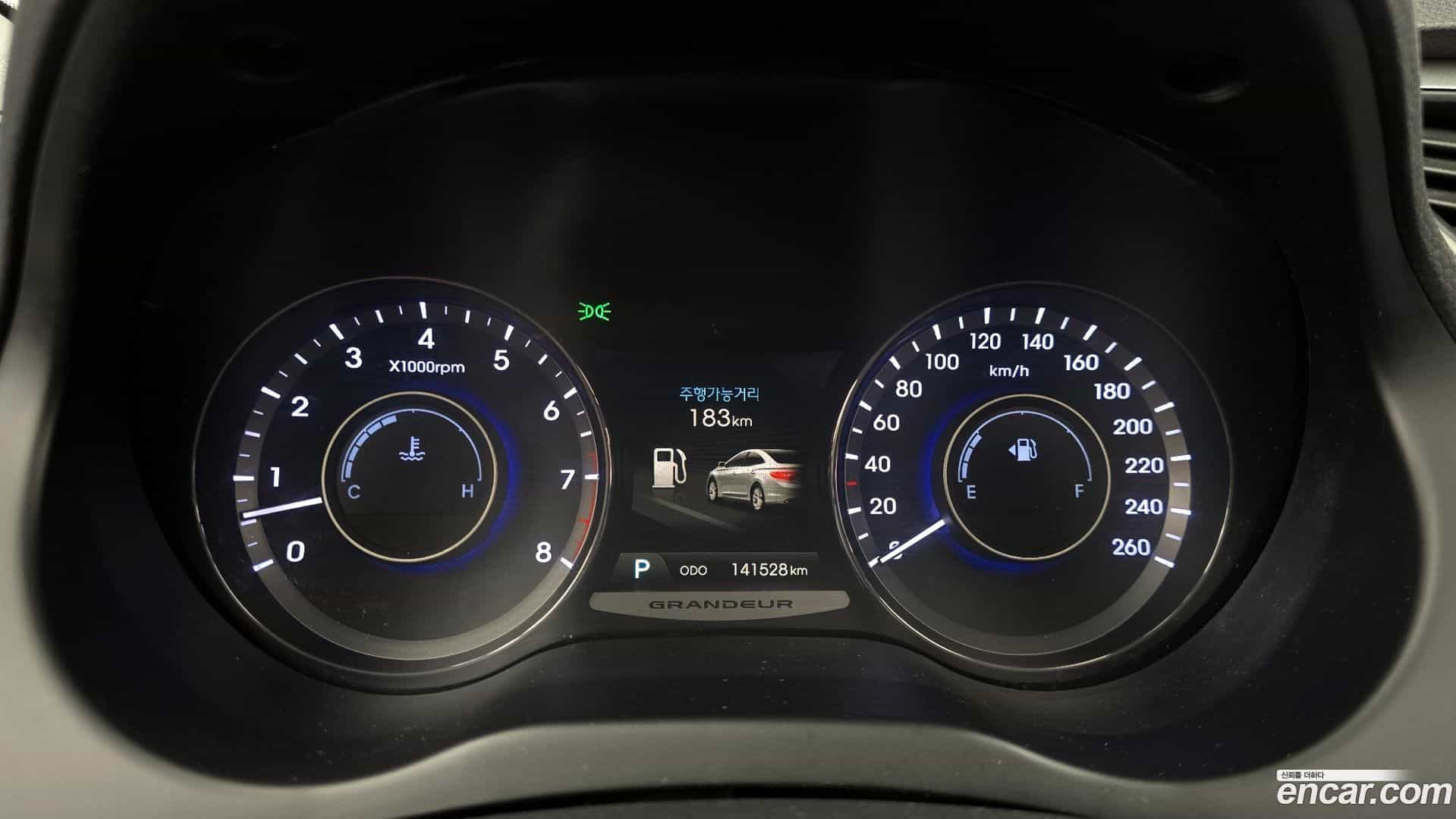 Grandeur Hyundai 2013.0-INNER-008