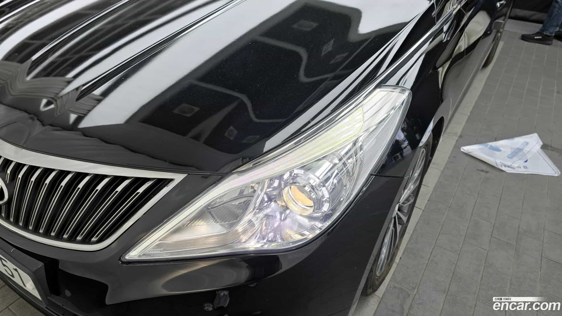 Grandeur Hyundai 2013.0-OUTER-032