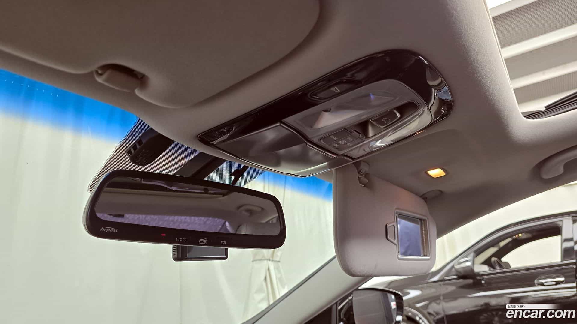 Grandeur Hyundai 2013.0-OPTION-044