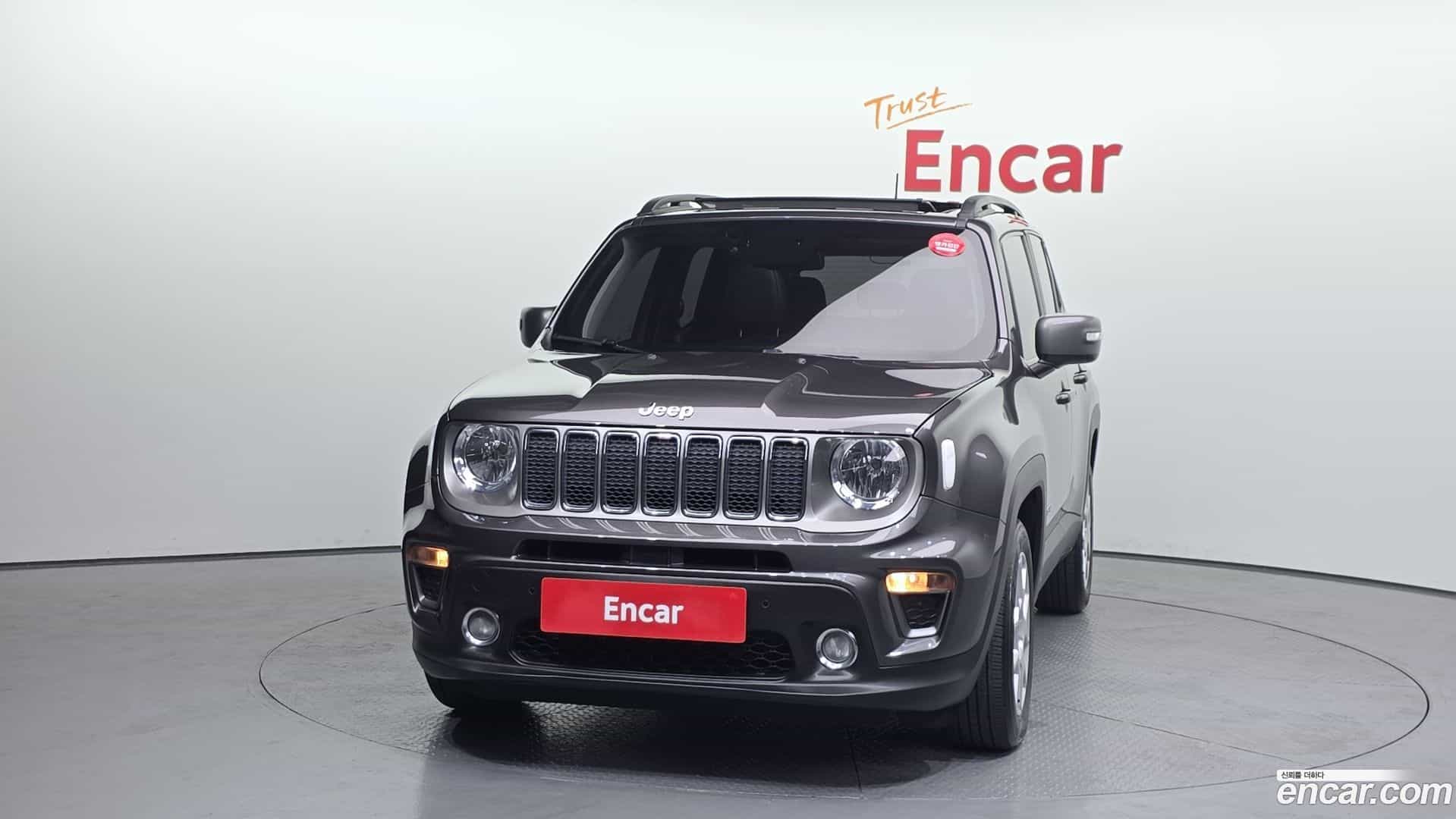 Renegade Jeep 2021.11-OUTER-003