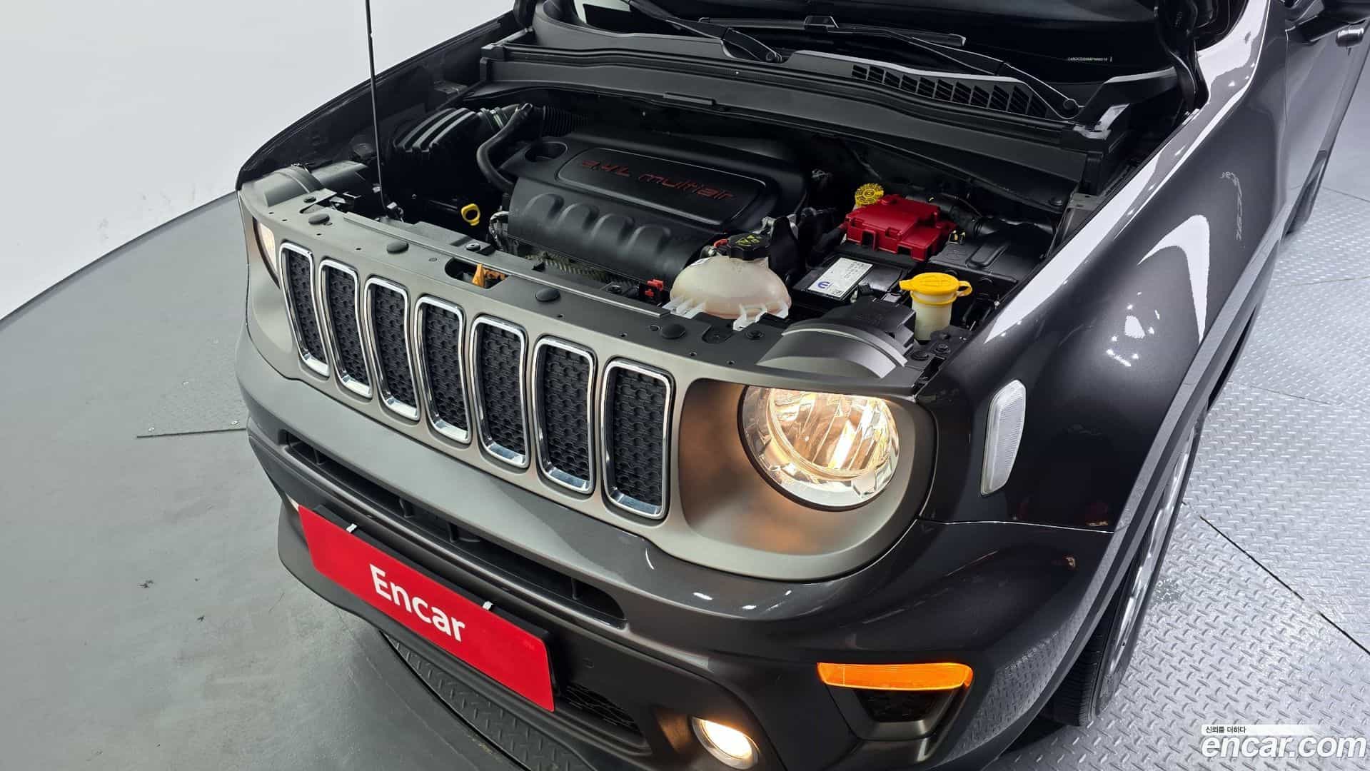 Renegade Jeep 2021.11-OUTER-006
