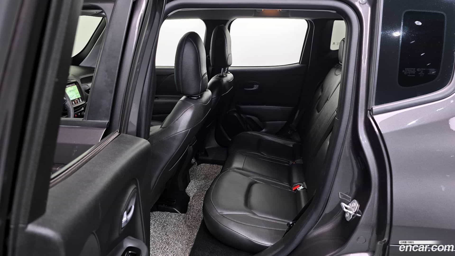Renegade Jeep 2021.11-OPTION-016