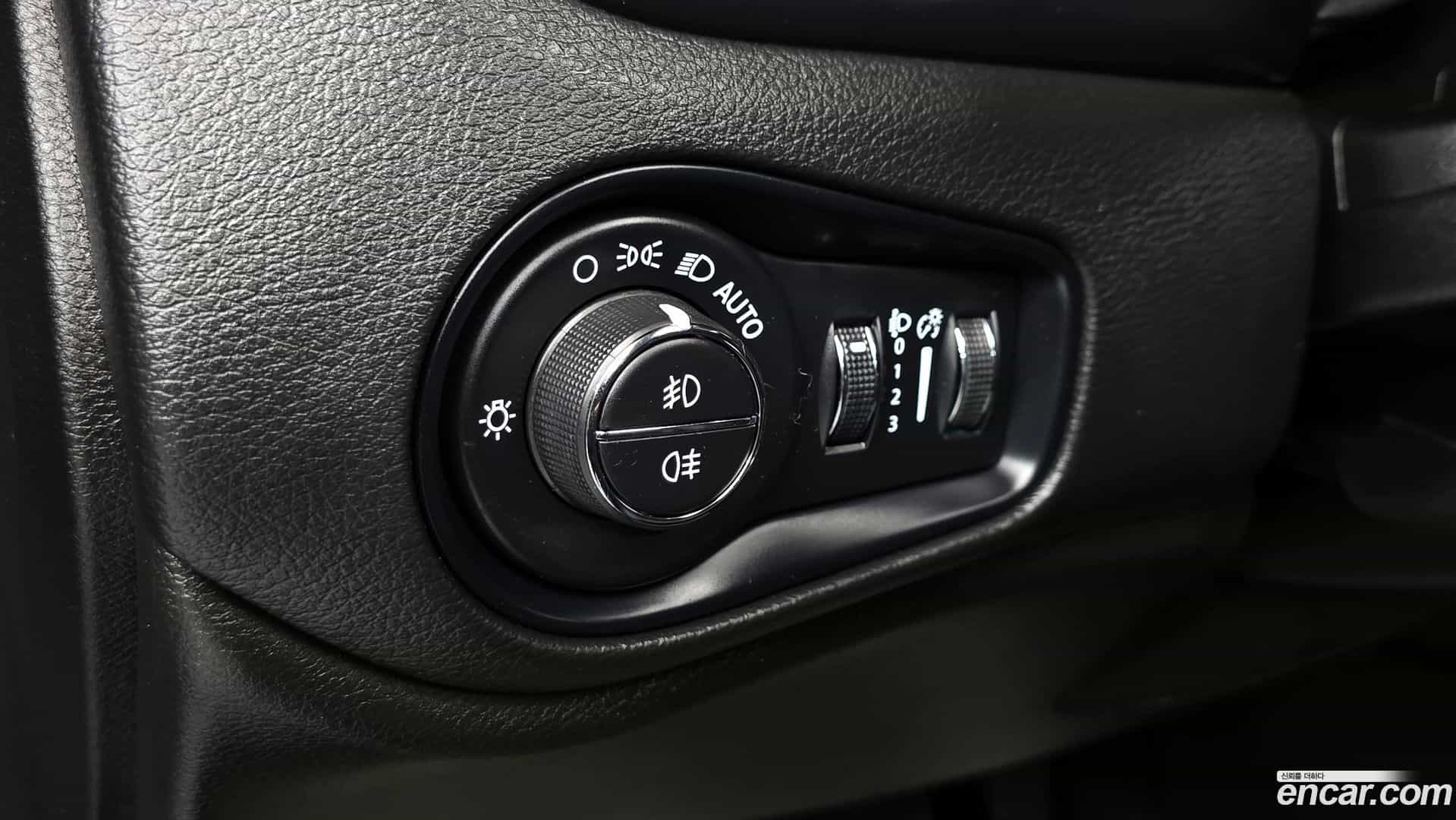 Renegade Jeep 2021.11-OPTION-020