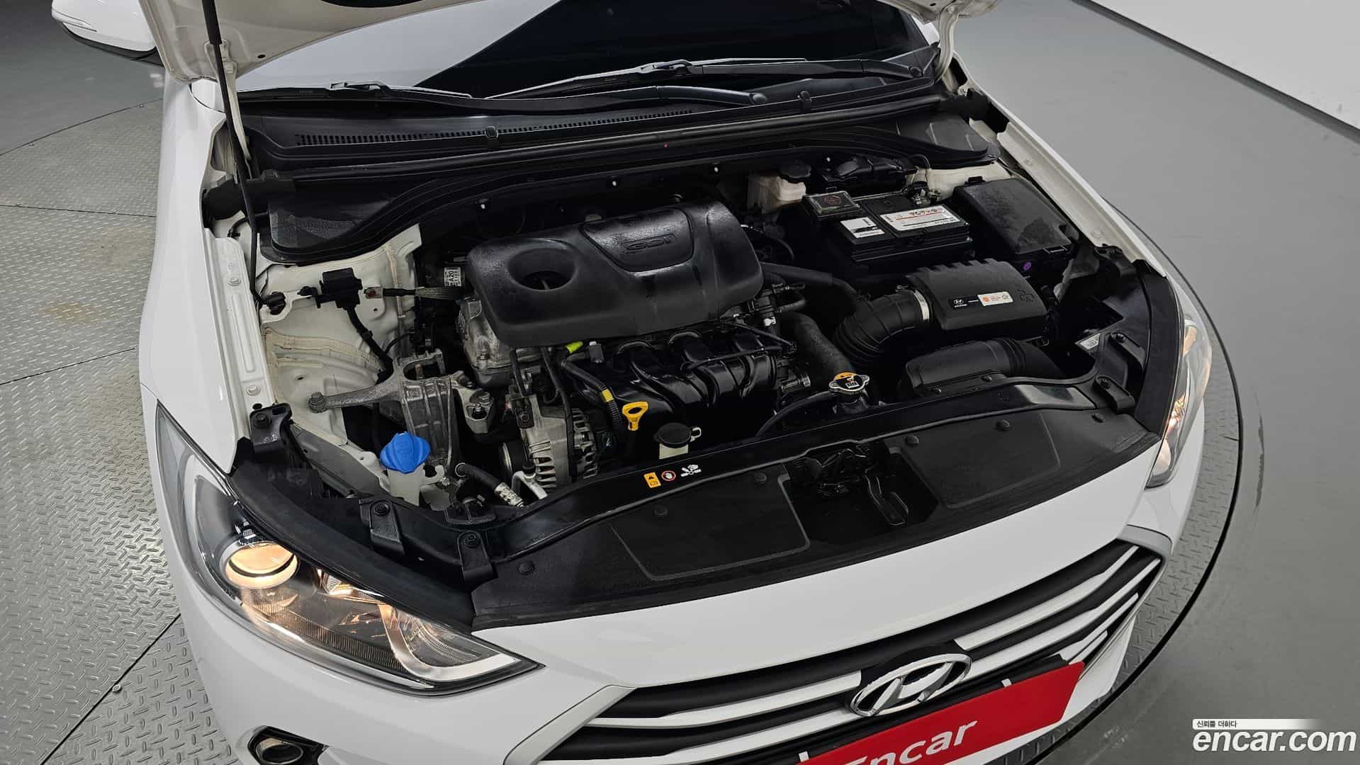 AVANTE Hyundai 2018.5-OUTER-006