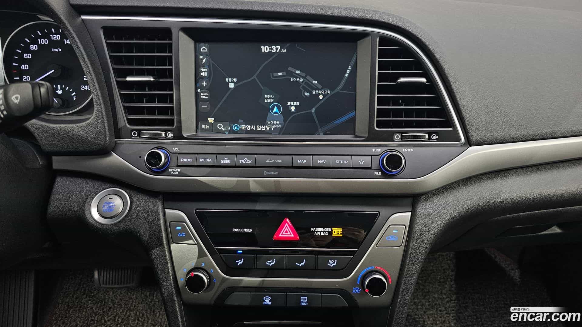 AVANTE Hyundai 2018.5-OPTION-017