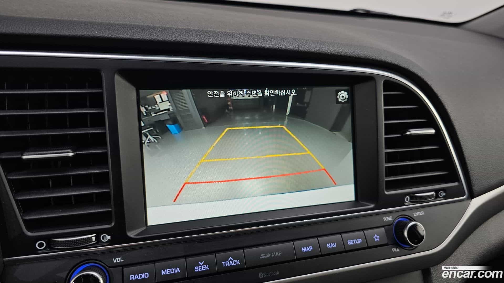 AVANTE Hyundai 2018.5-OPTION-018