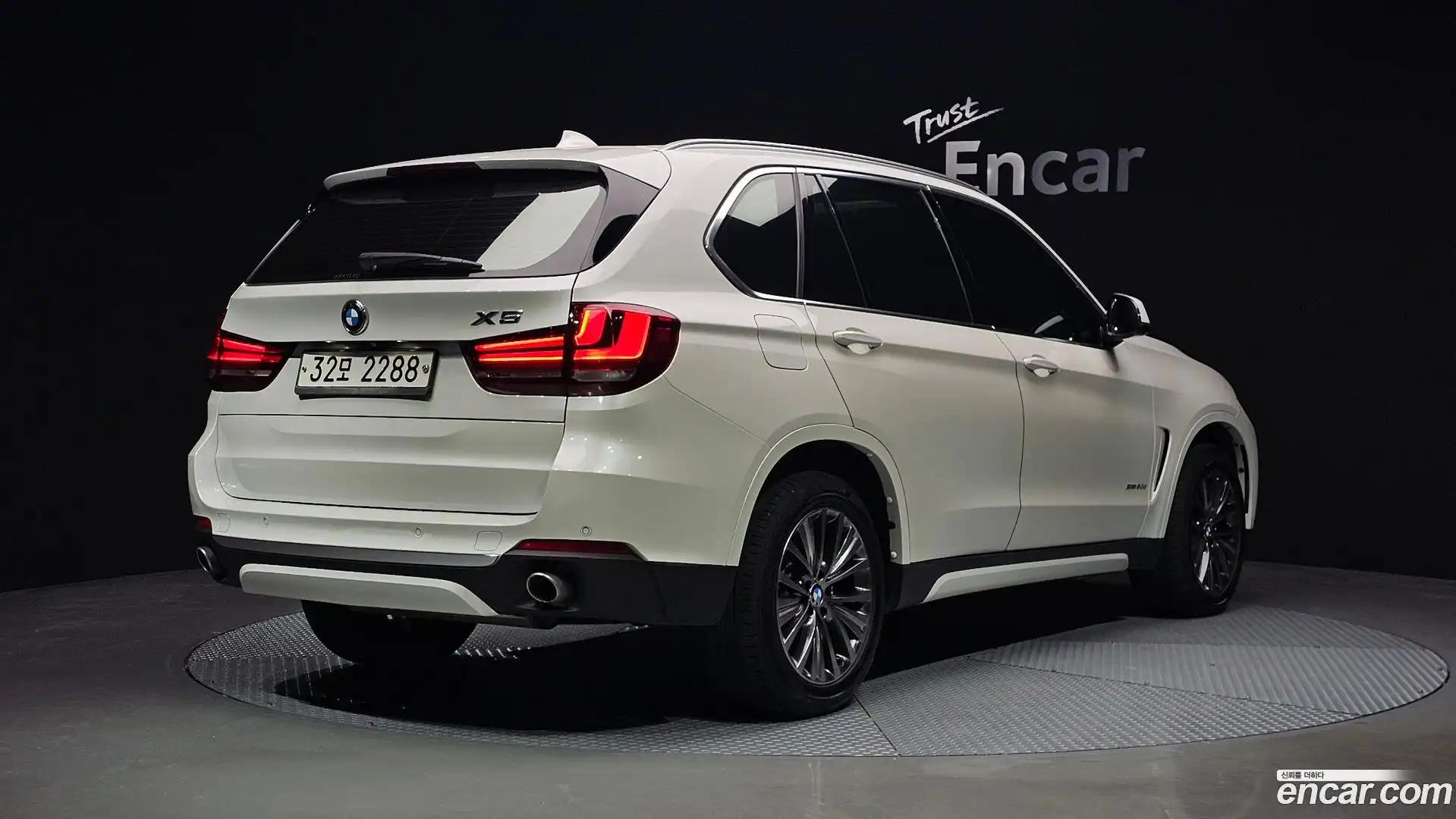 X5 BMW 2014.0-OUTER-002