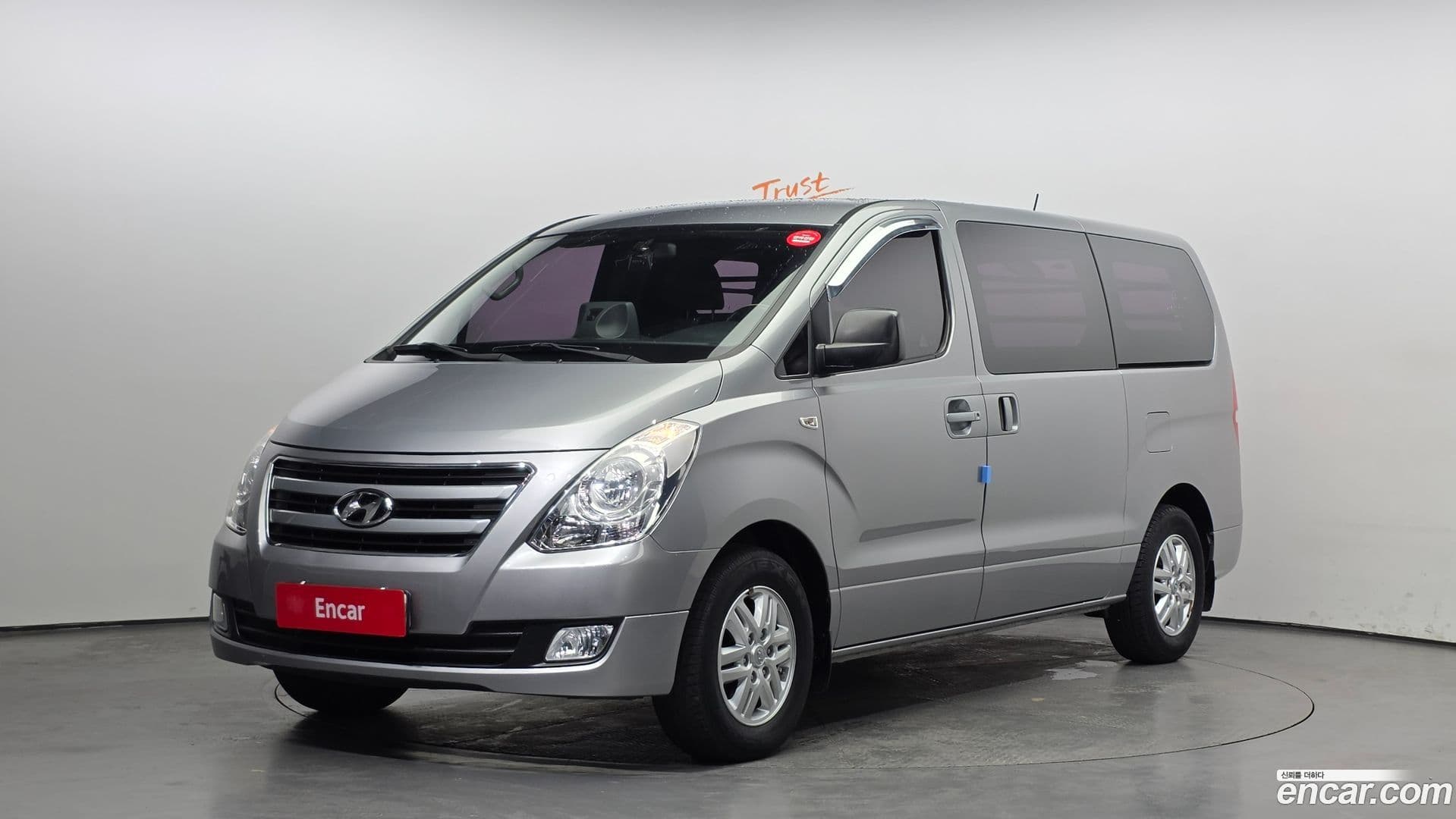 Main__Slider__Photo:Starex Hyundai 2018.3-0