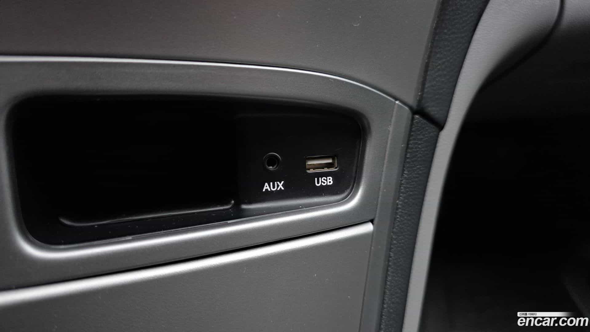 Starex Hyundai 2021.3-OPTION-042