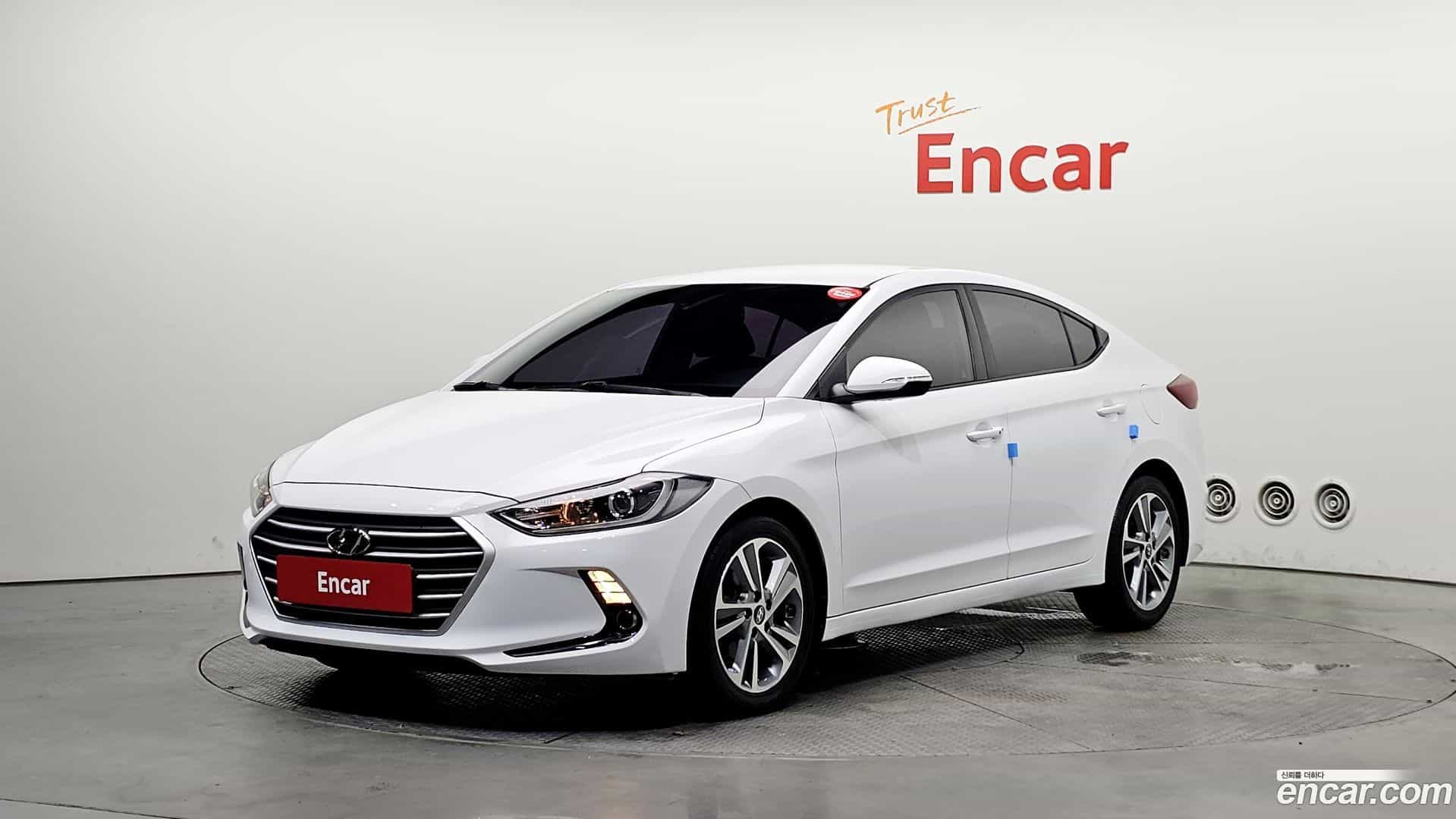 AVANTE Hyundai 2017.5-OUTER-001