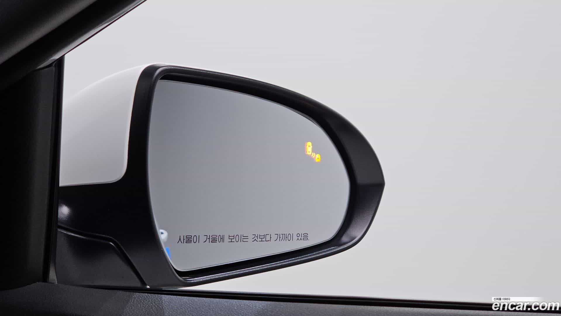 AVANTE Hyundai 2017.5-OPTION-024