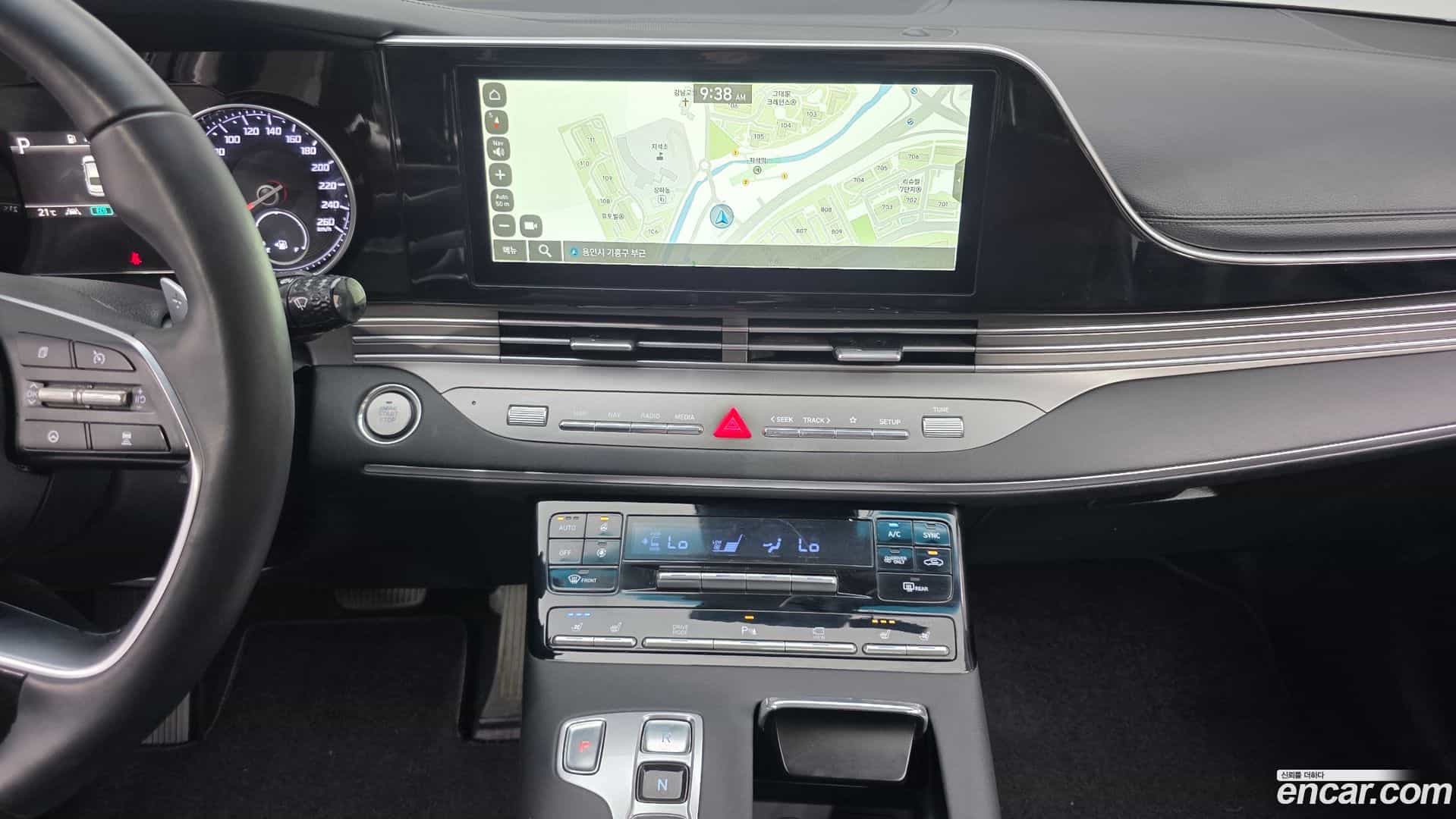 Grandeur Hyundai 2022.4-OPTION-018