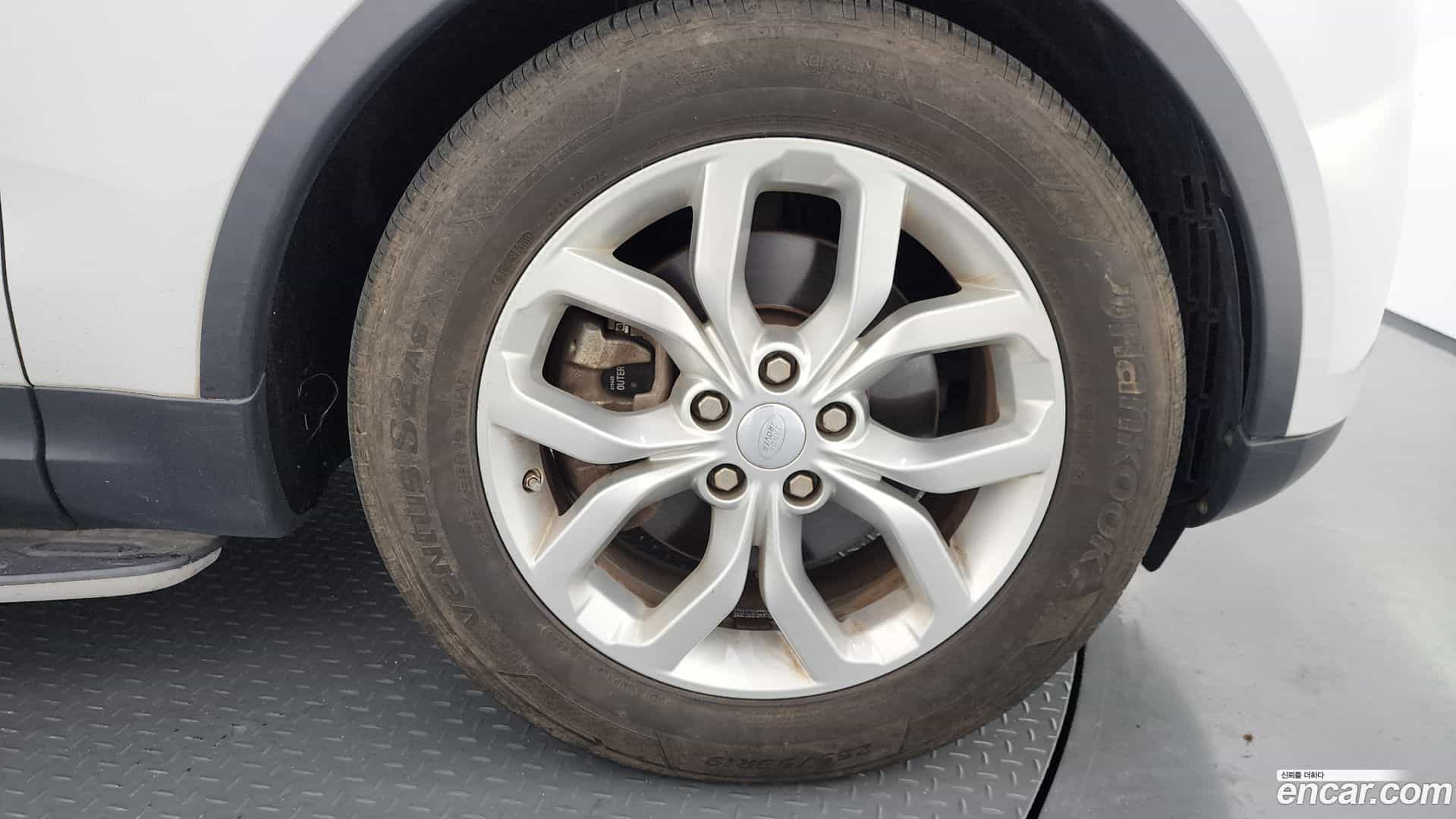 Discovery Land Rover 2018.7-OUTER-031