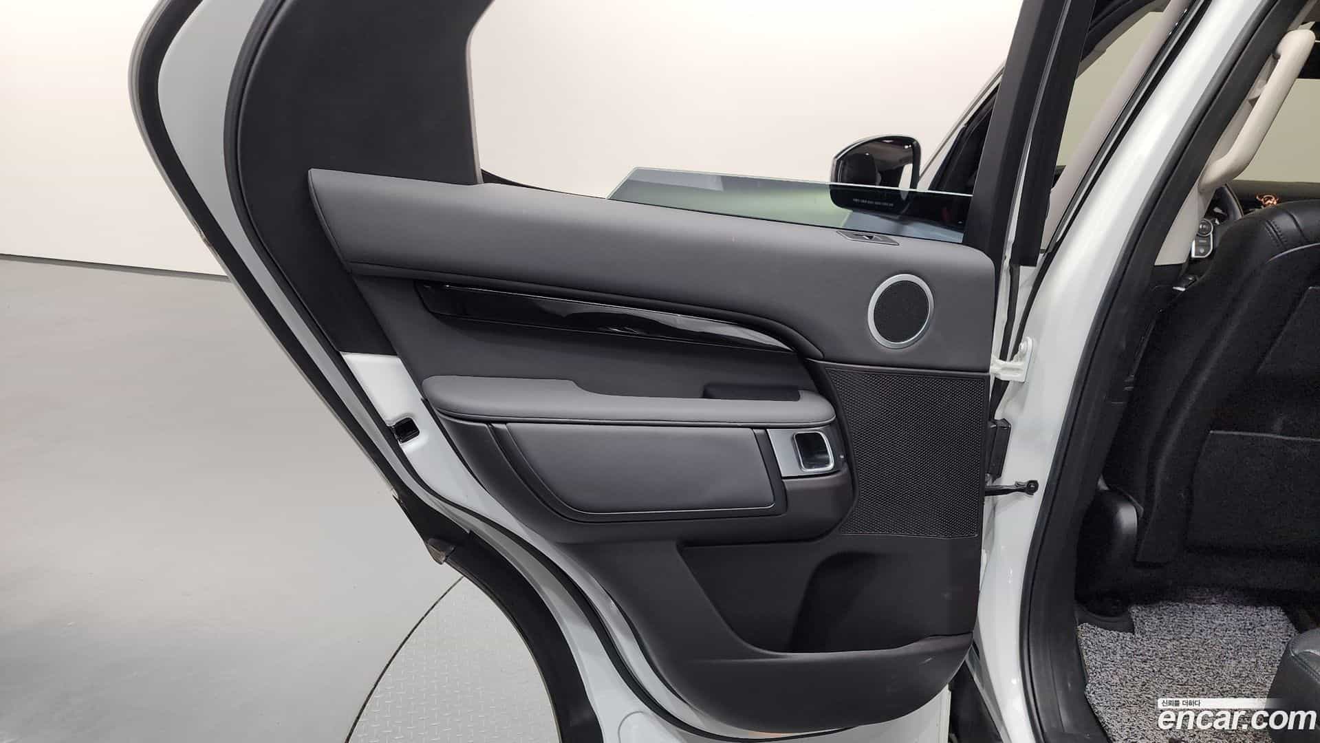 Discovery Land Rover 2018.7-INNER-035