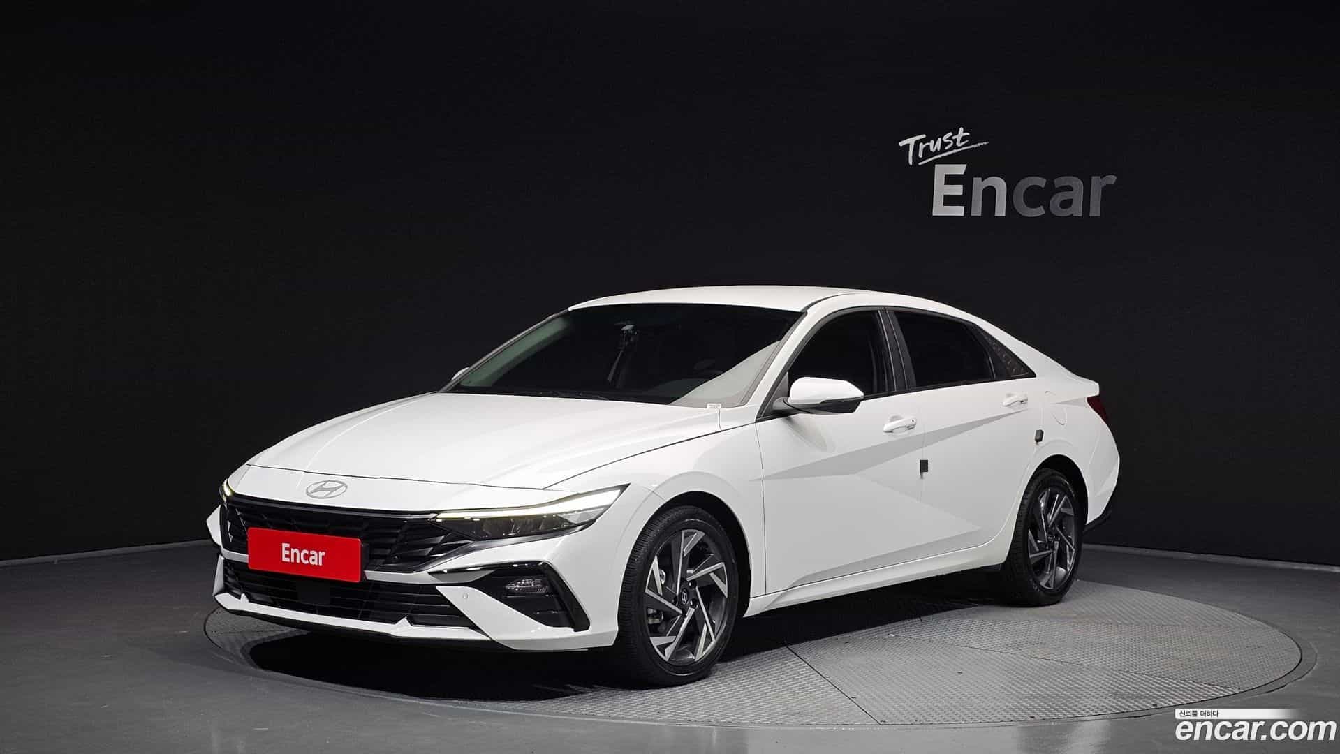 AVANTE Hyundai 2024.0-OUTER-001