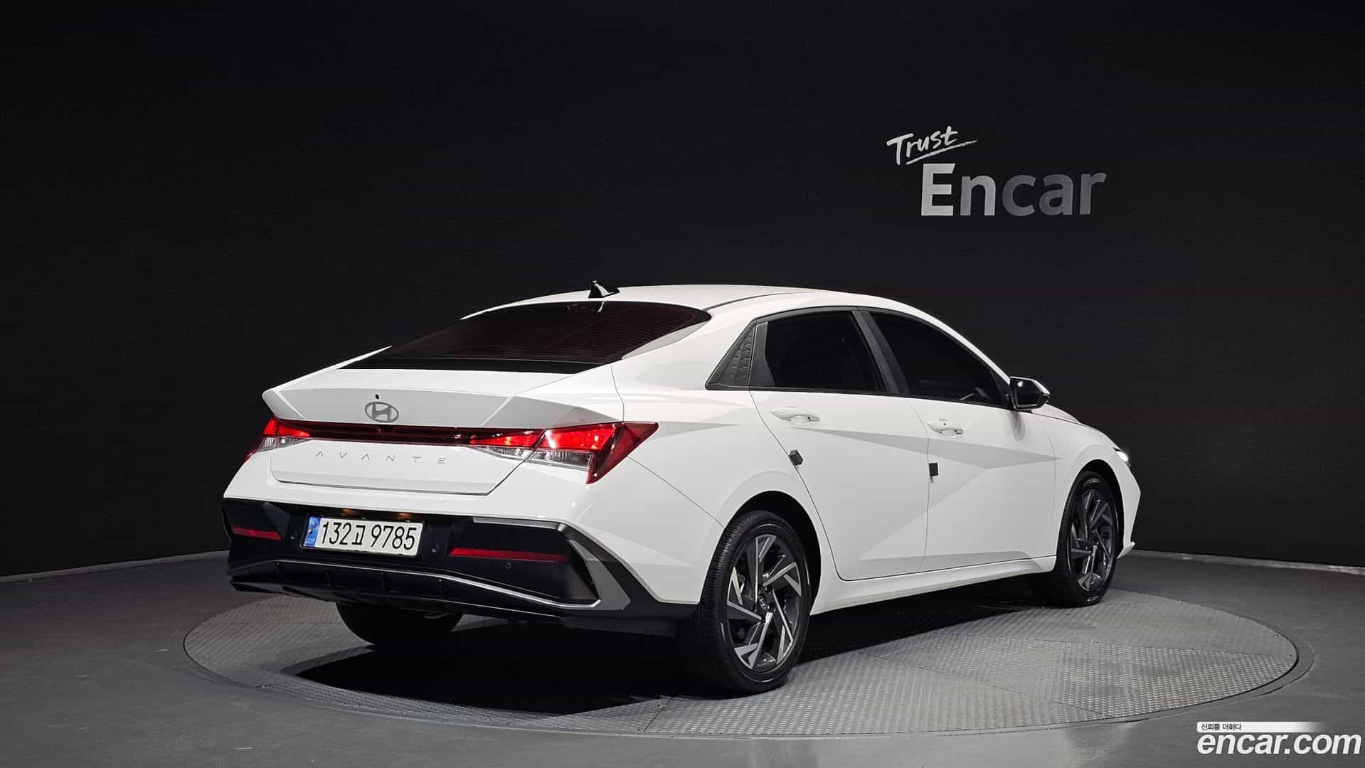 AVANTE Hyundai 2024.0-OUTER-002
