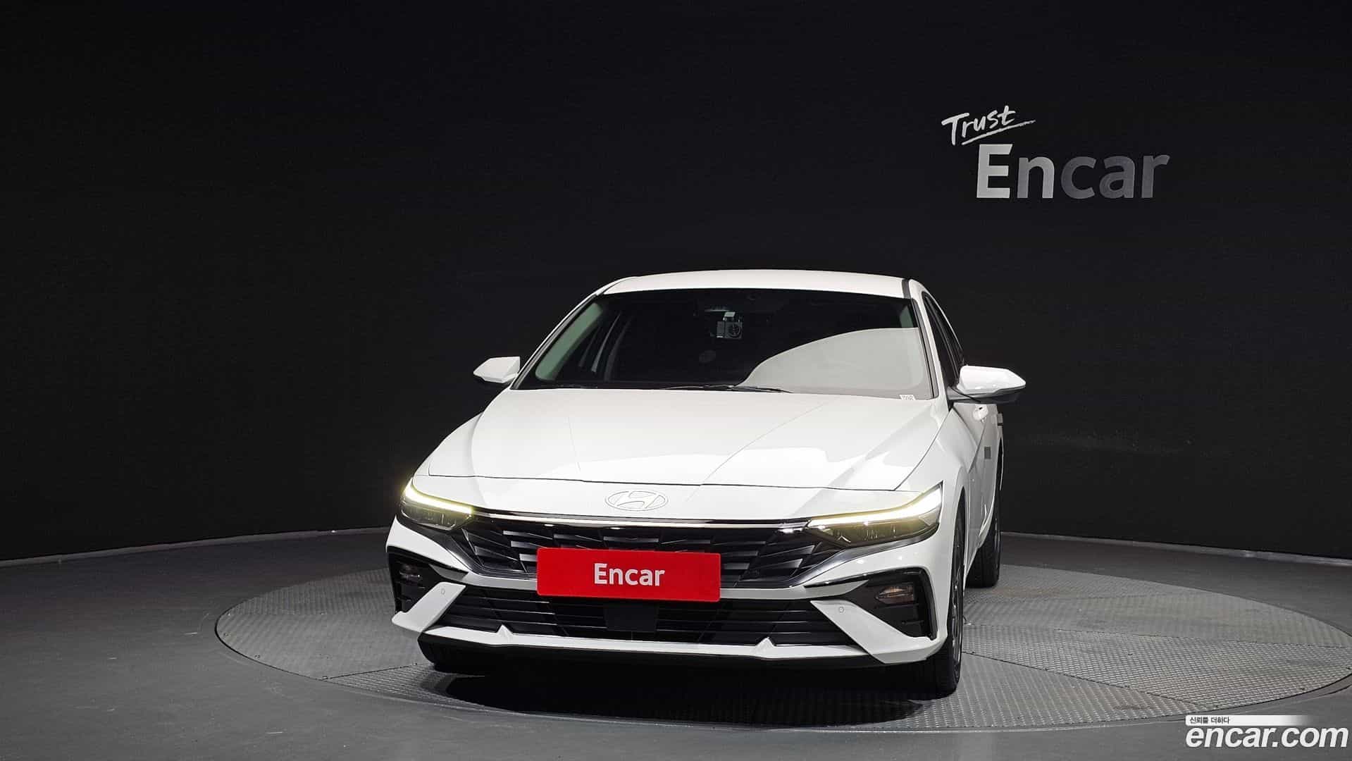 AVANTE Hyundai 2024.0-OUTER-003
