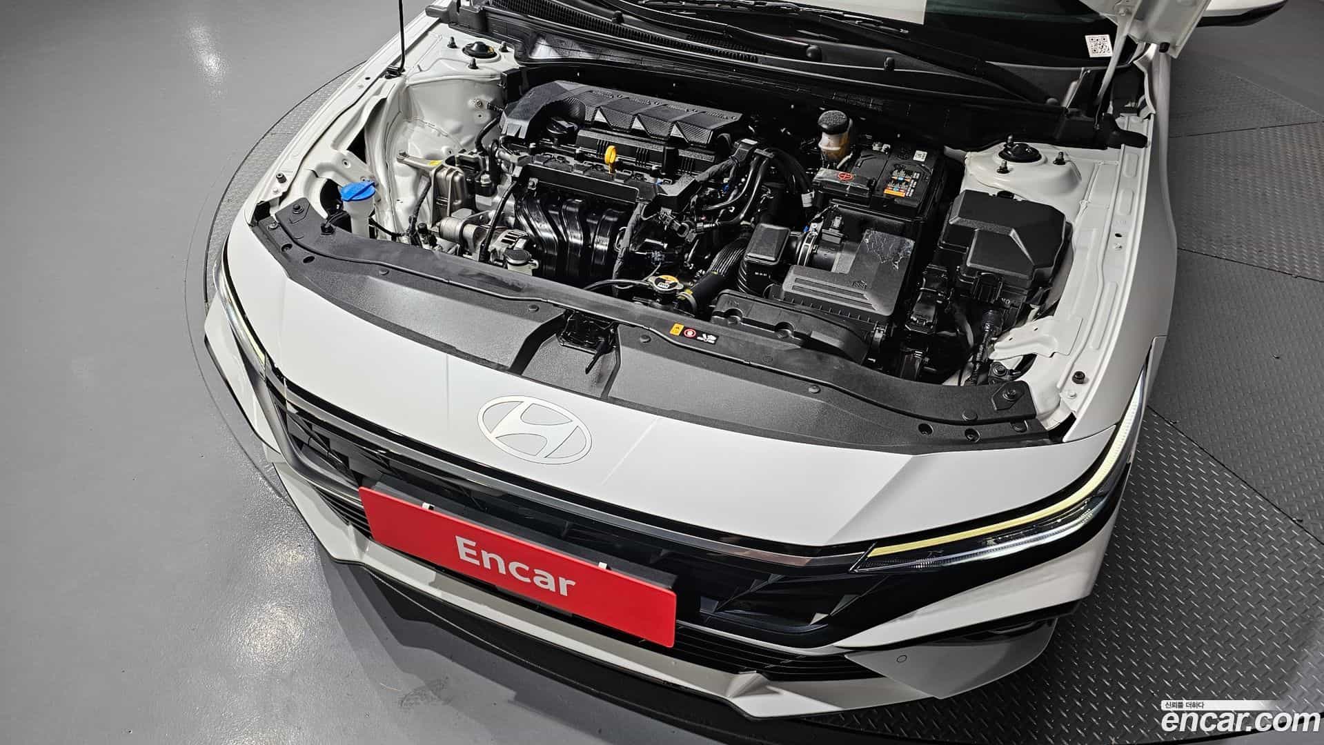 AVANTE Hyundai 2024.0-OUTER-006