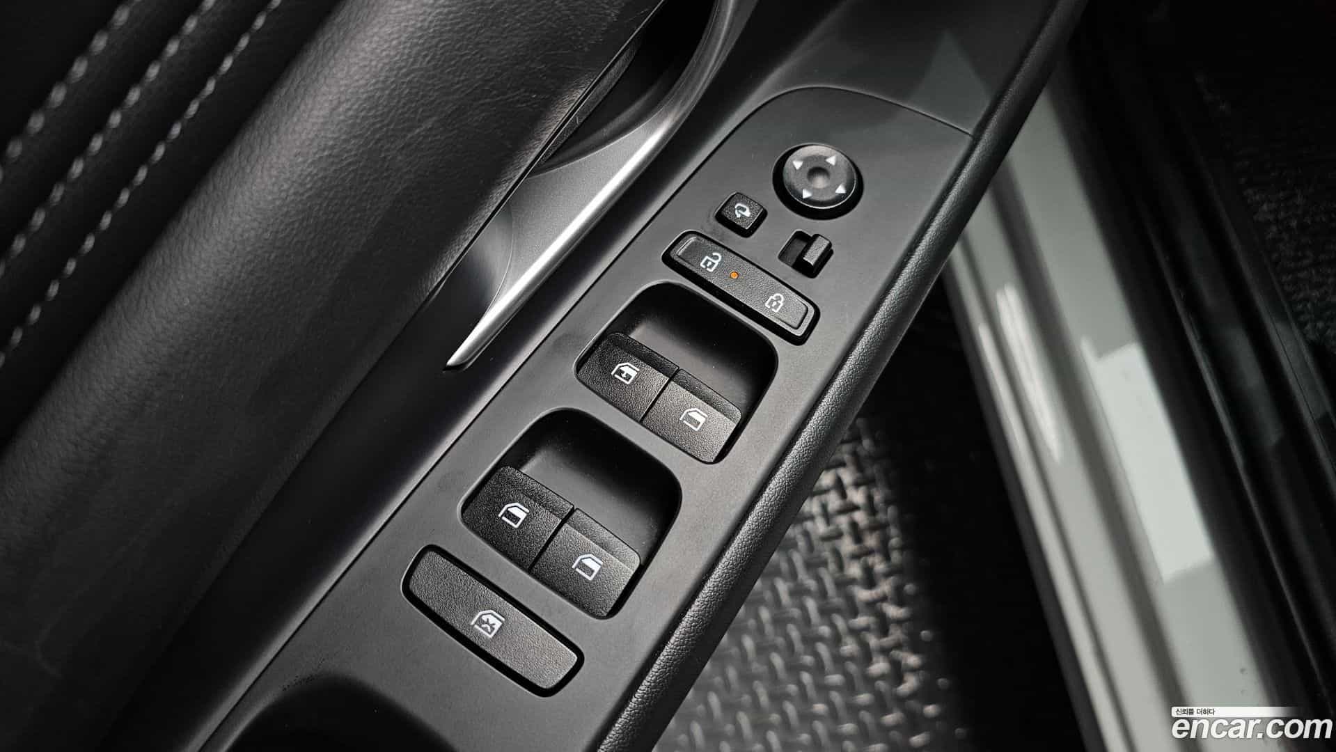 AVANTE Hyundai 2024.0-OPTION-017