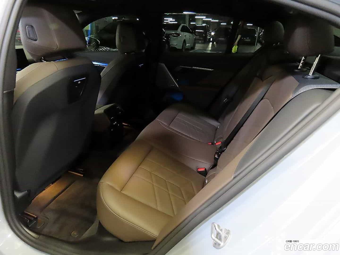 5-Series BMW 2025.5-INNER-007