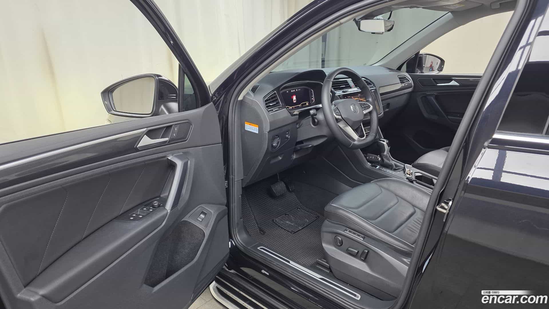 Tiguan Volkswagen 2023.6-INNER-010