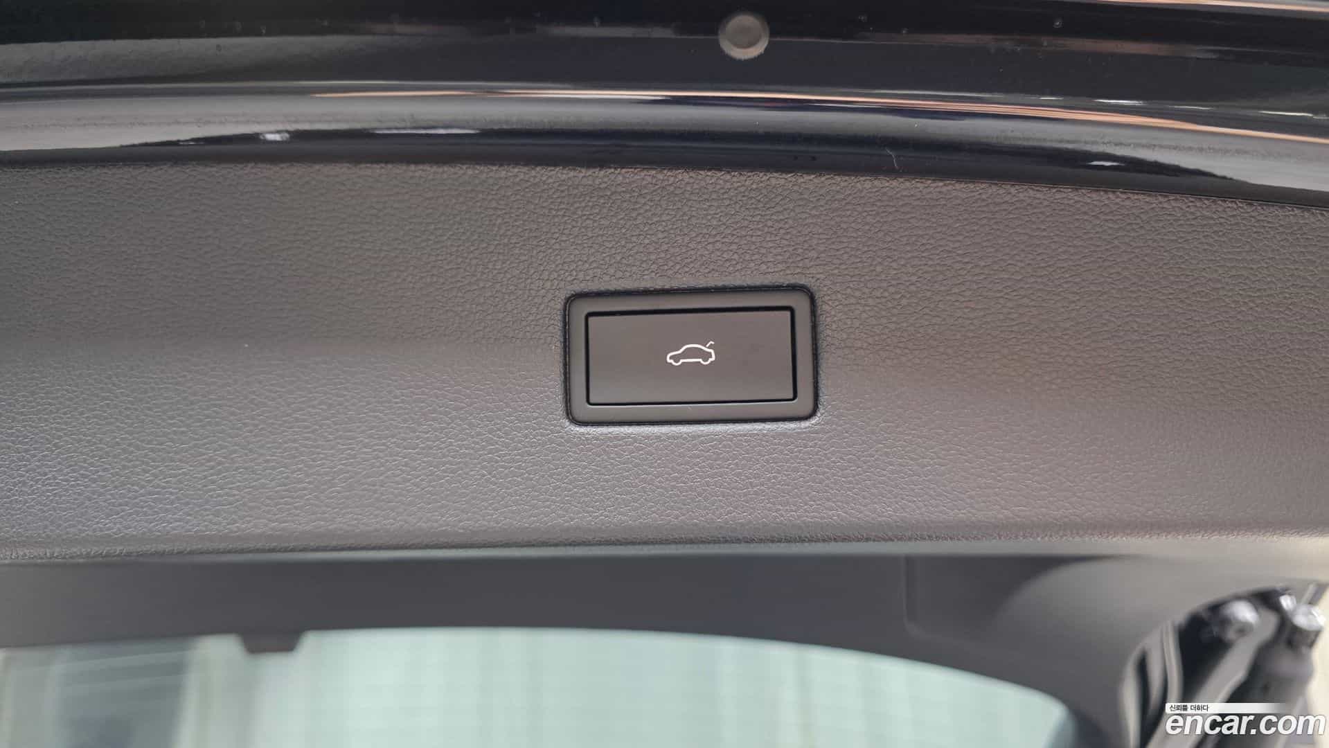 Tiguan Volkswagen 2023.6-OPTION-021