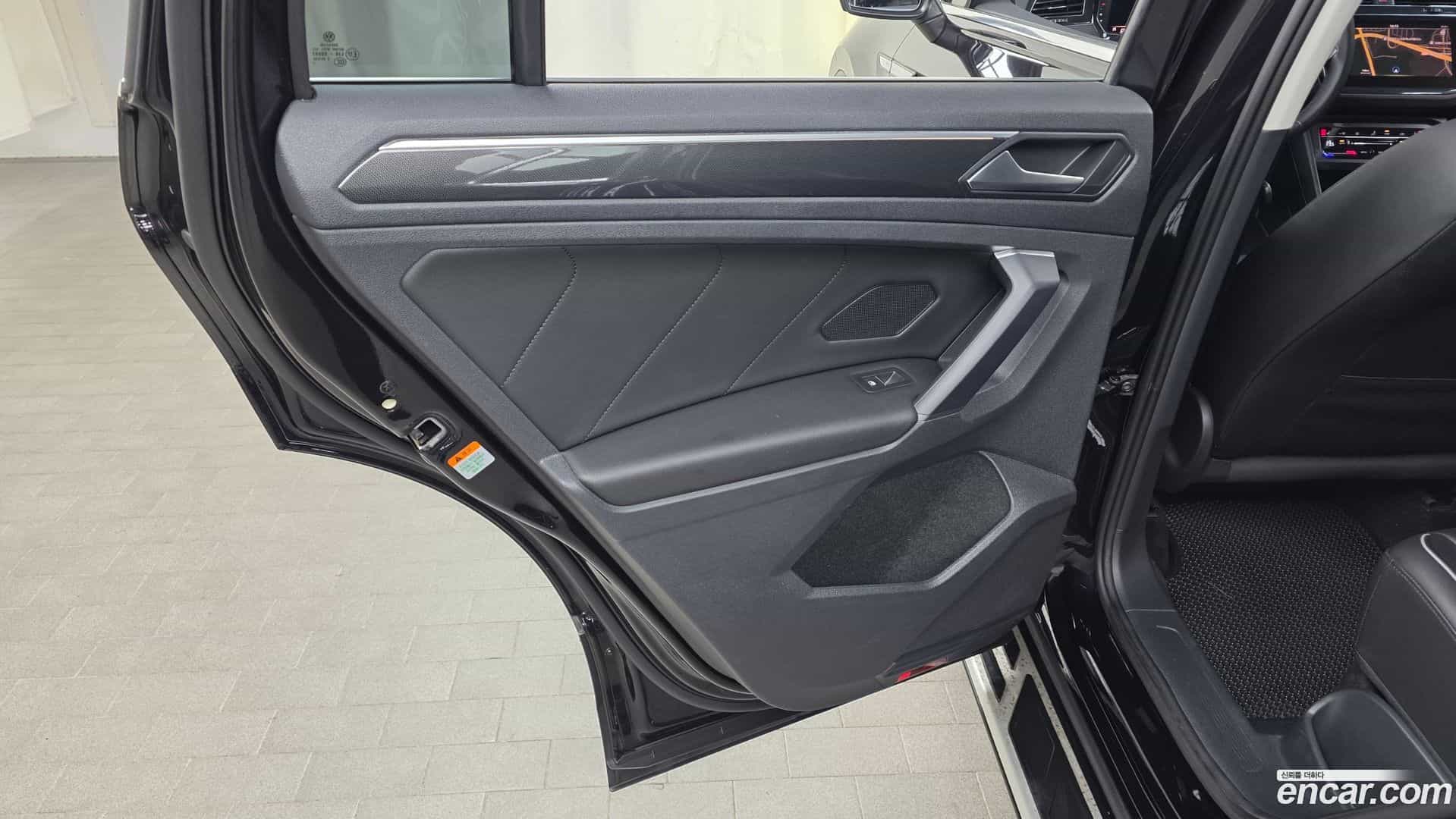 Tiguan Volkswagen 2023.6-INNER-035