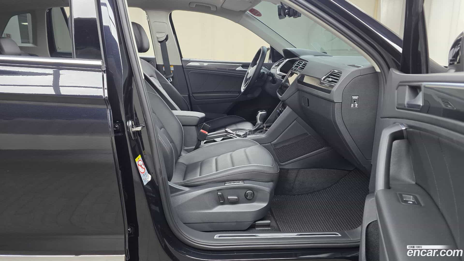 Tiguan Volkswagen 2023.6-INNER-036