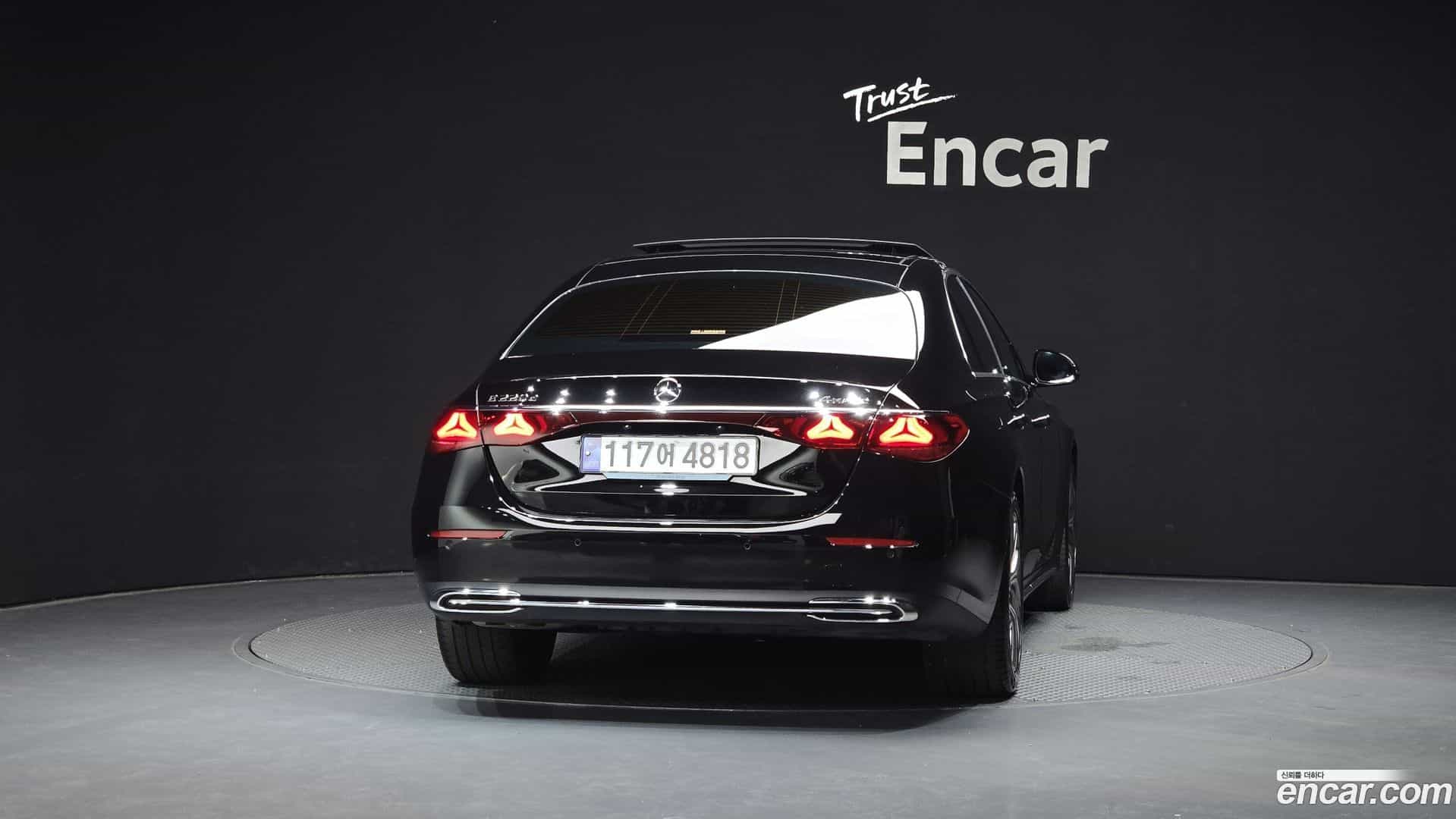 E-Class Mercedes-Benz 2024.8-OUTER-004