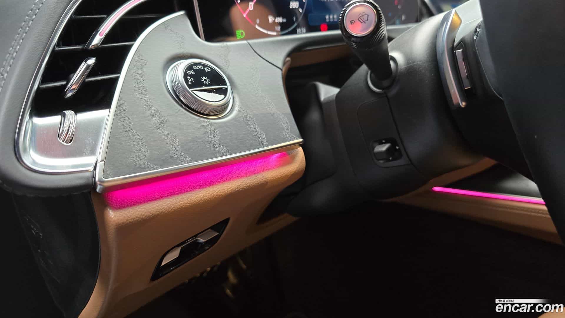 E-Class Mercedes-Benz 2024.8-INNER-036