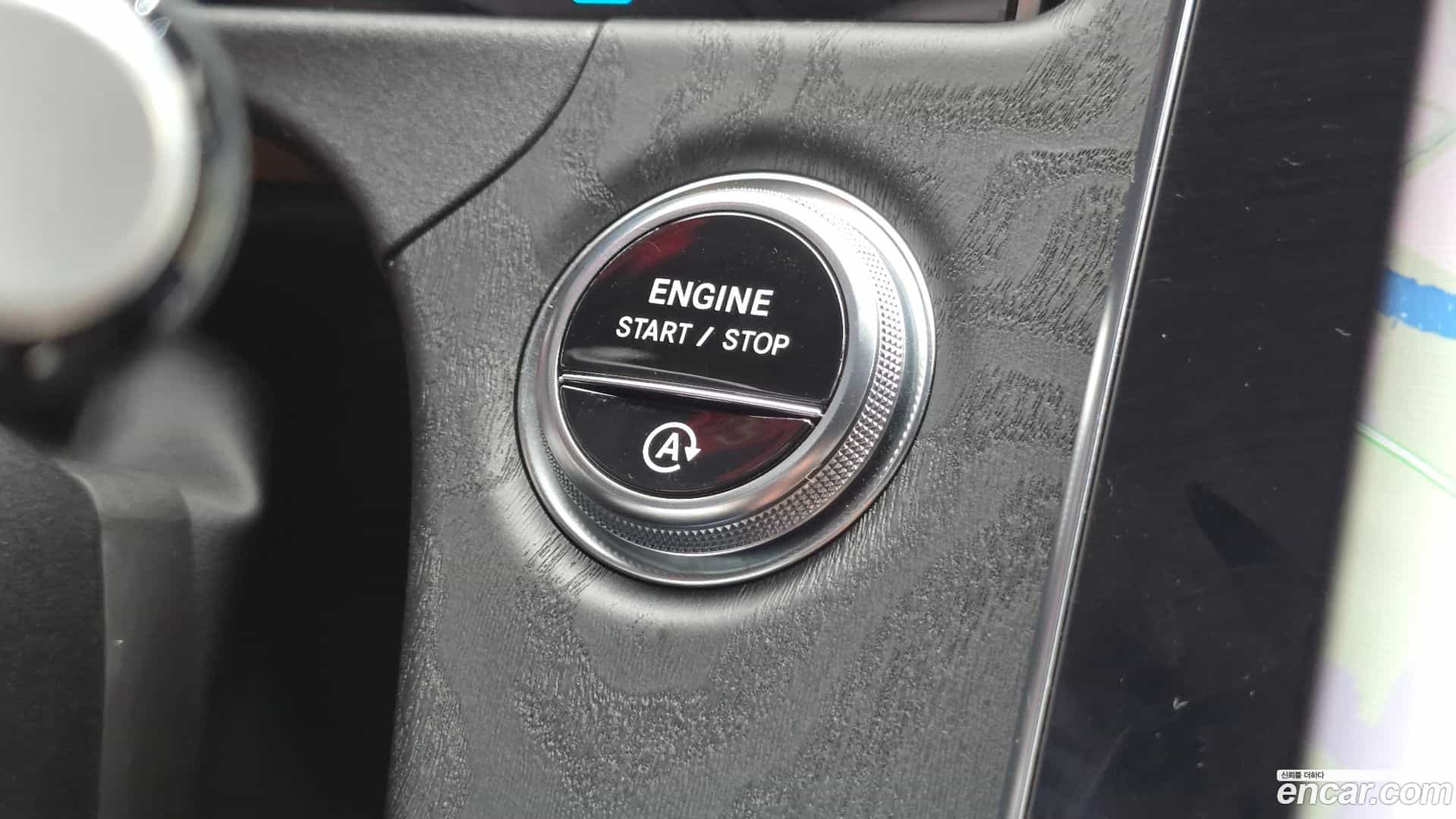 E-Class Mercedes-Benz 2024.8-OPTION-041