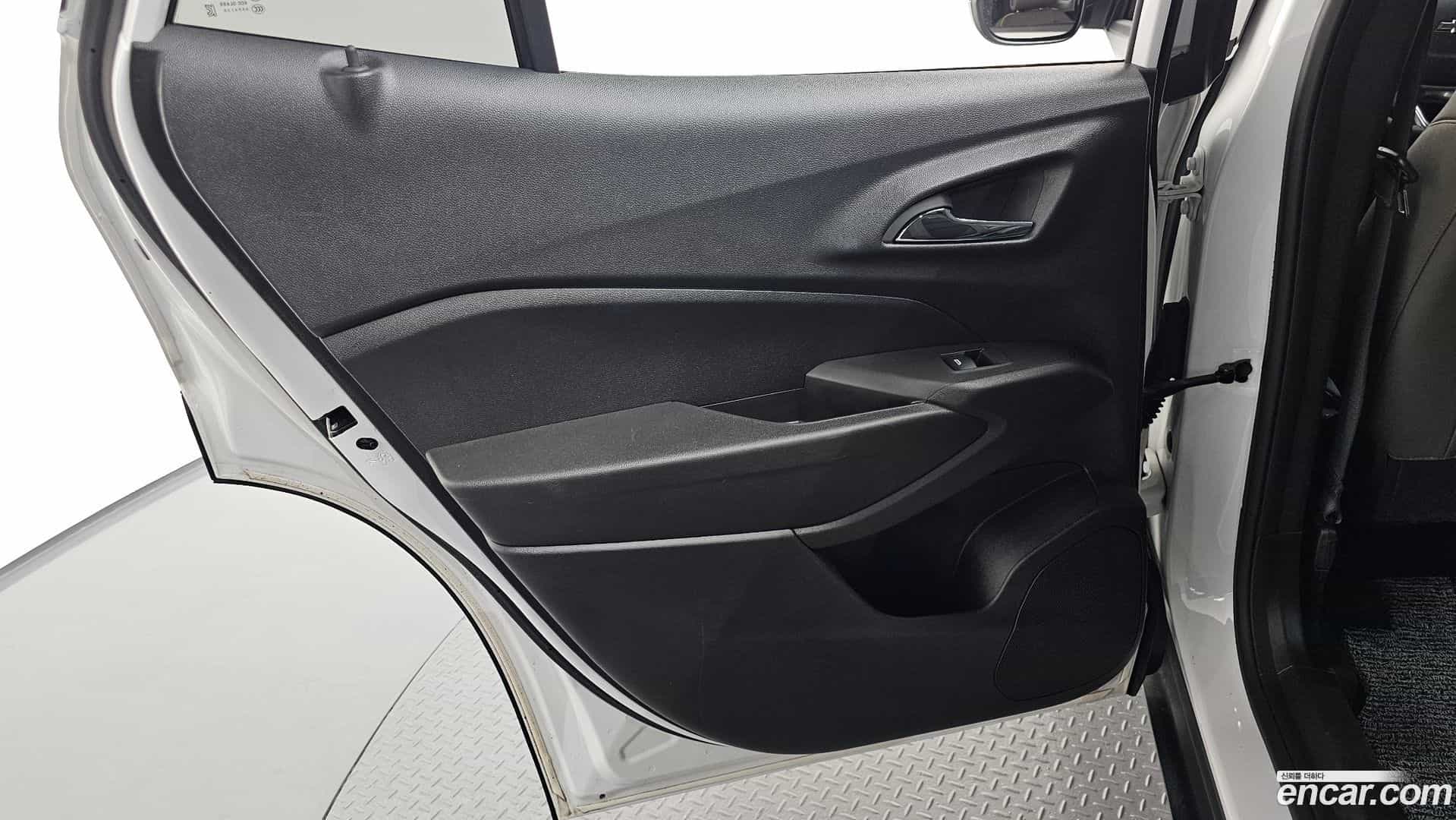 Trax Chevrolet 2023.6-INNER-035