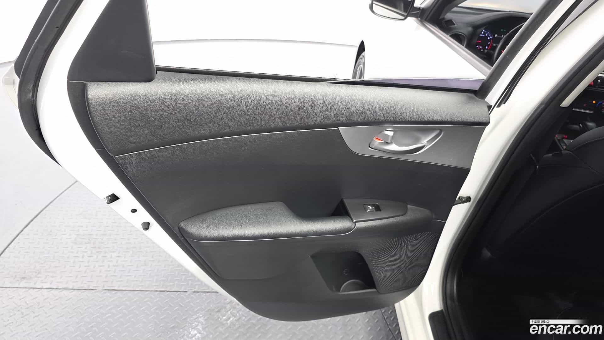 K3 Kia 2021.6-INNER-035
