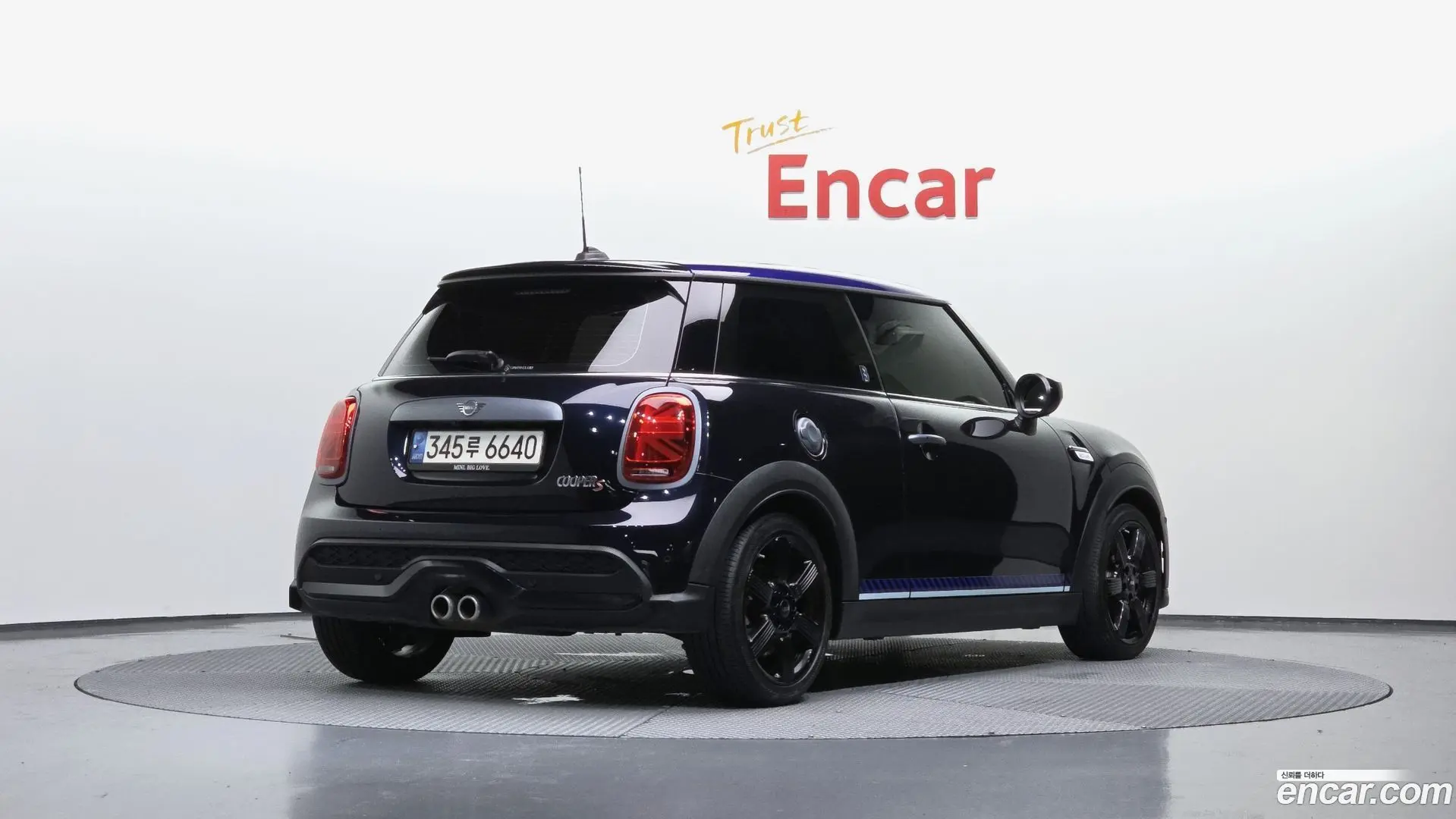 Main__Slider__Photo:Cooper Mini 2022.5-1