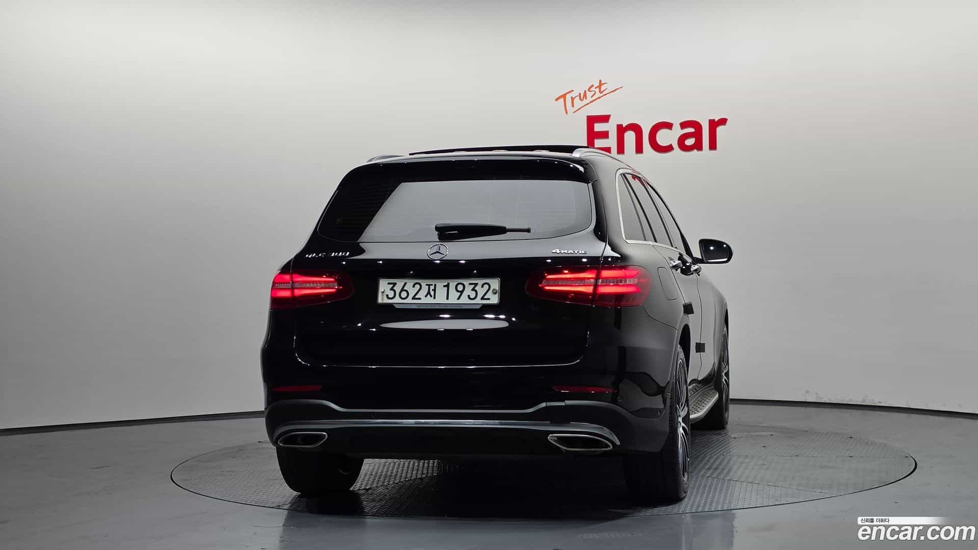 GLC-Class Mercedes-Benz 2019.10-OUTER-004