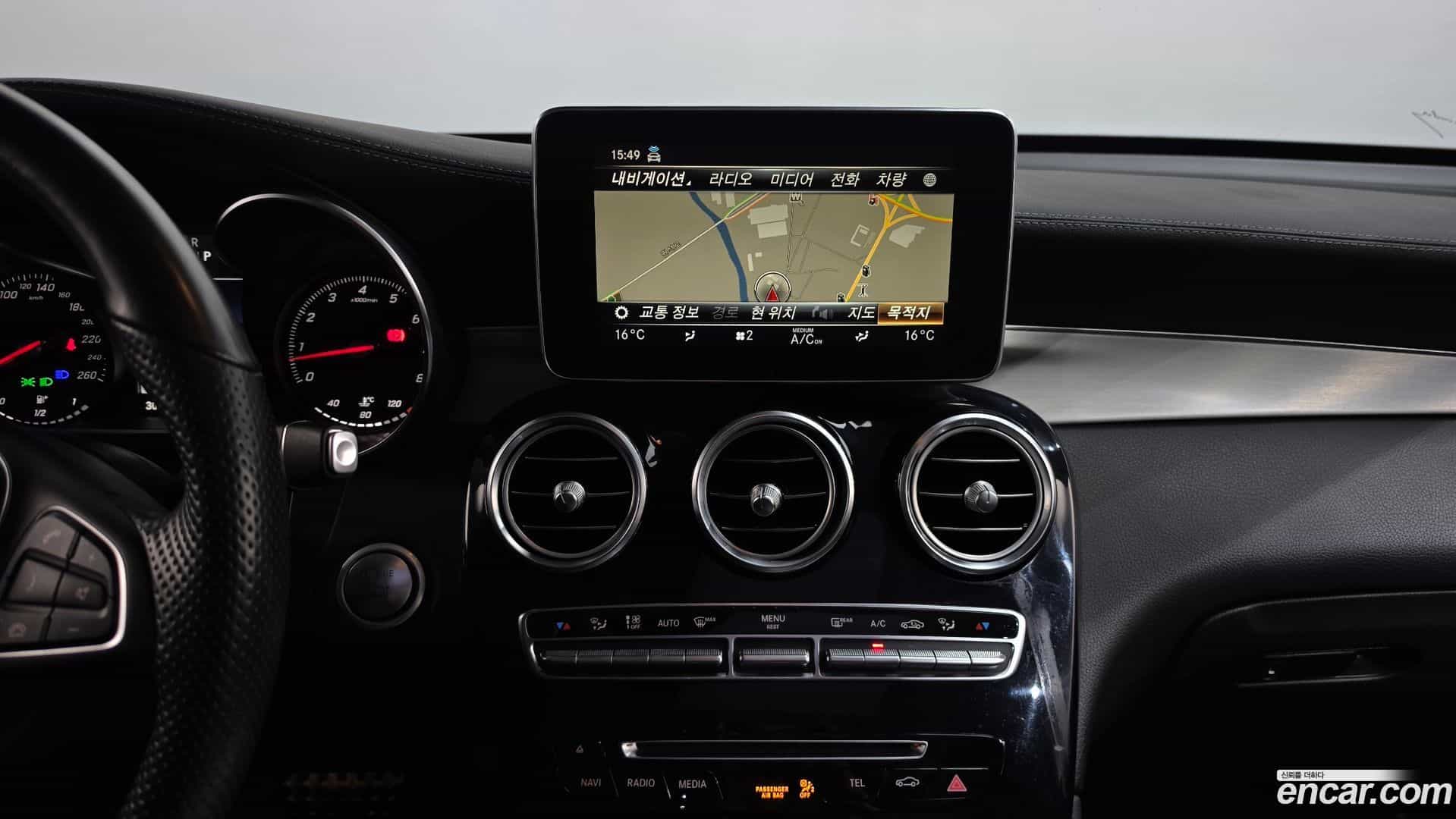 GLC-Class Mercedes-Benz 2019.10-OPTION-017