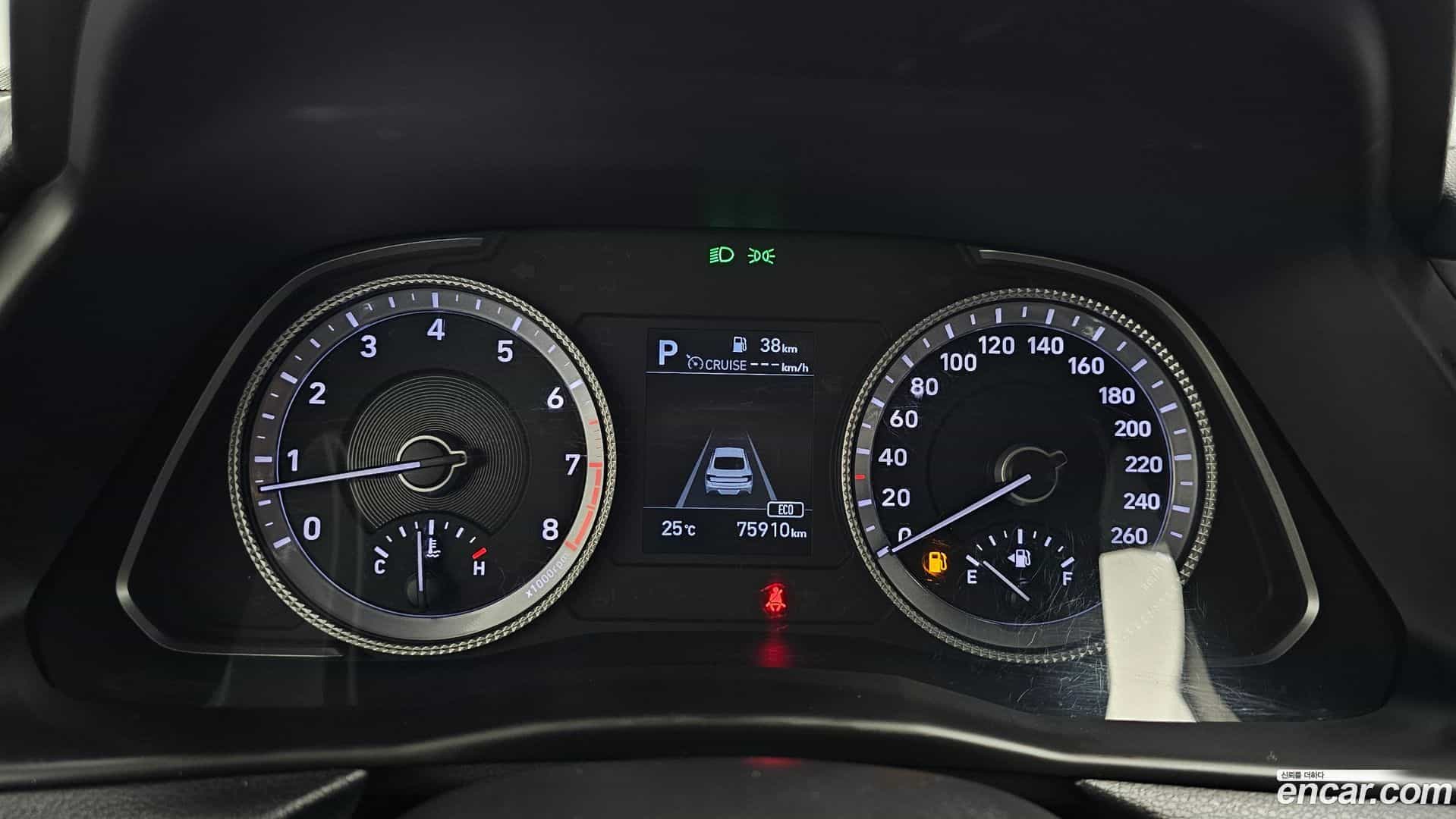 Sonata Hyundai 2019.10-INNER-008