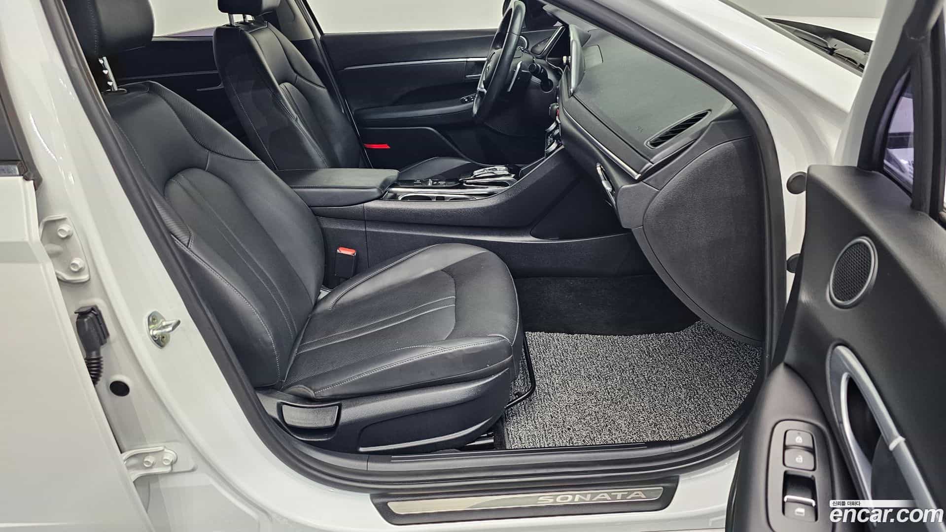 Sonata Hyundai 2019.10-OPTION-015